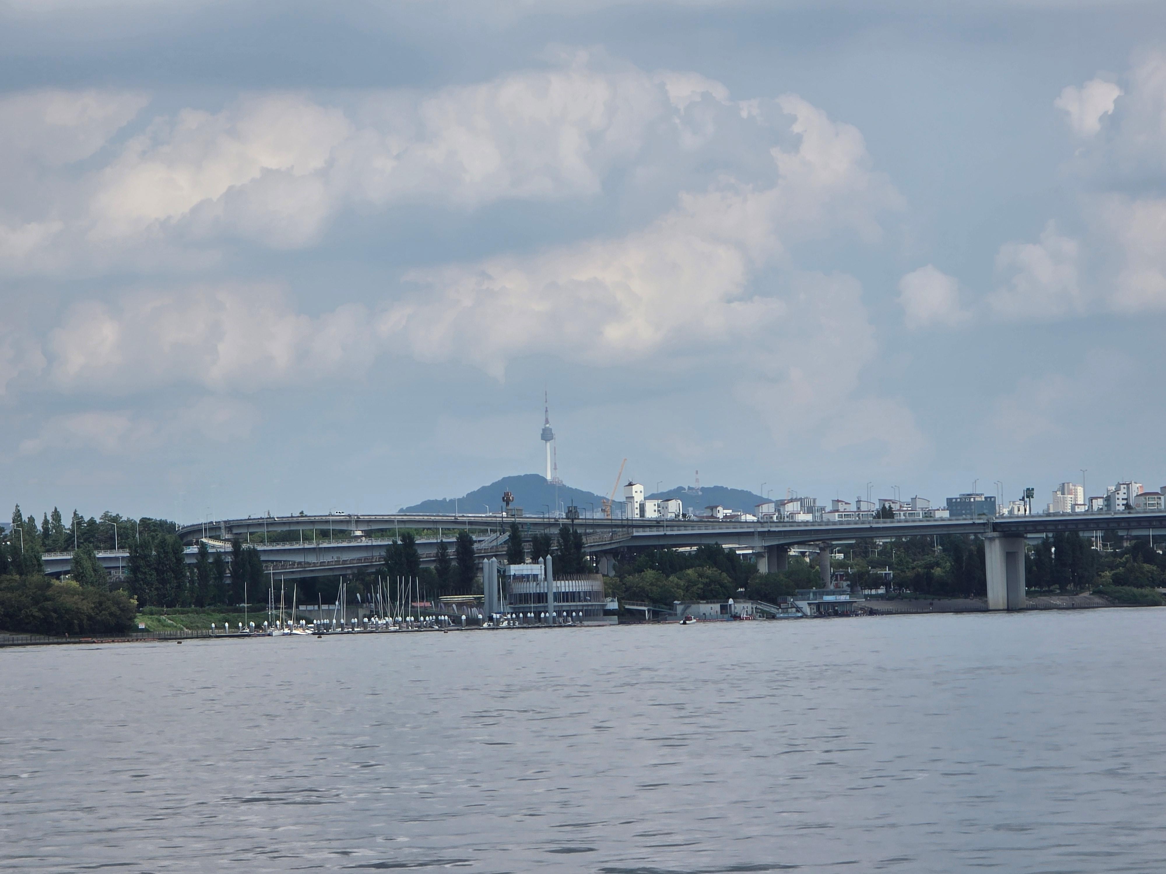 Seoul: Guided Han River Journey Aboard the Hangang Bus 2