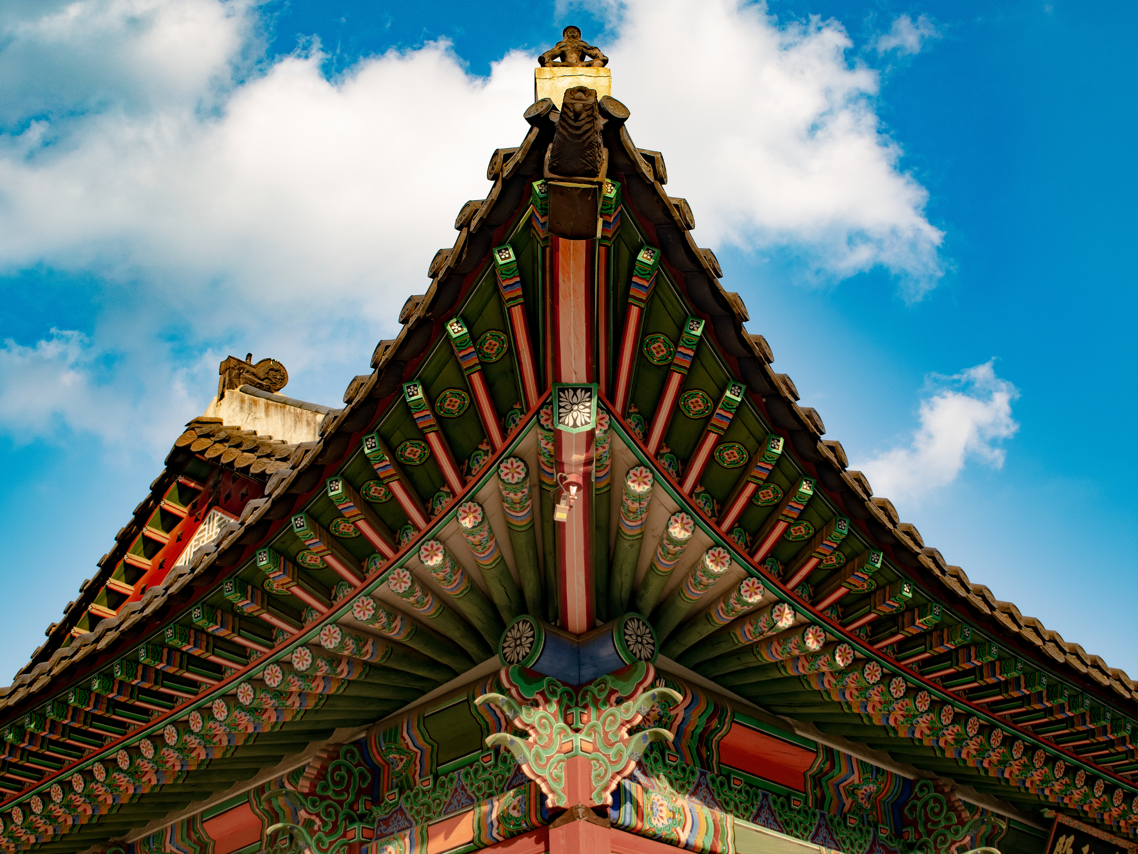 Gyeongbokgung and Tongin Market walking tour in Seoul 3
