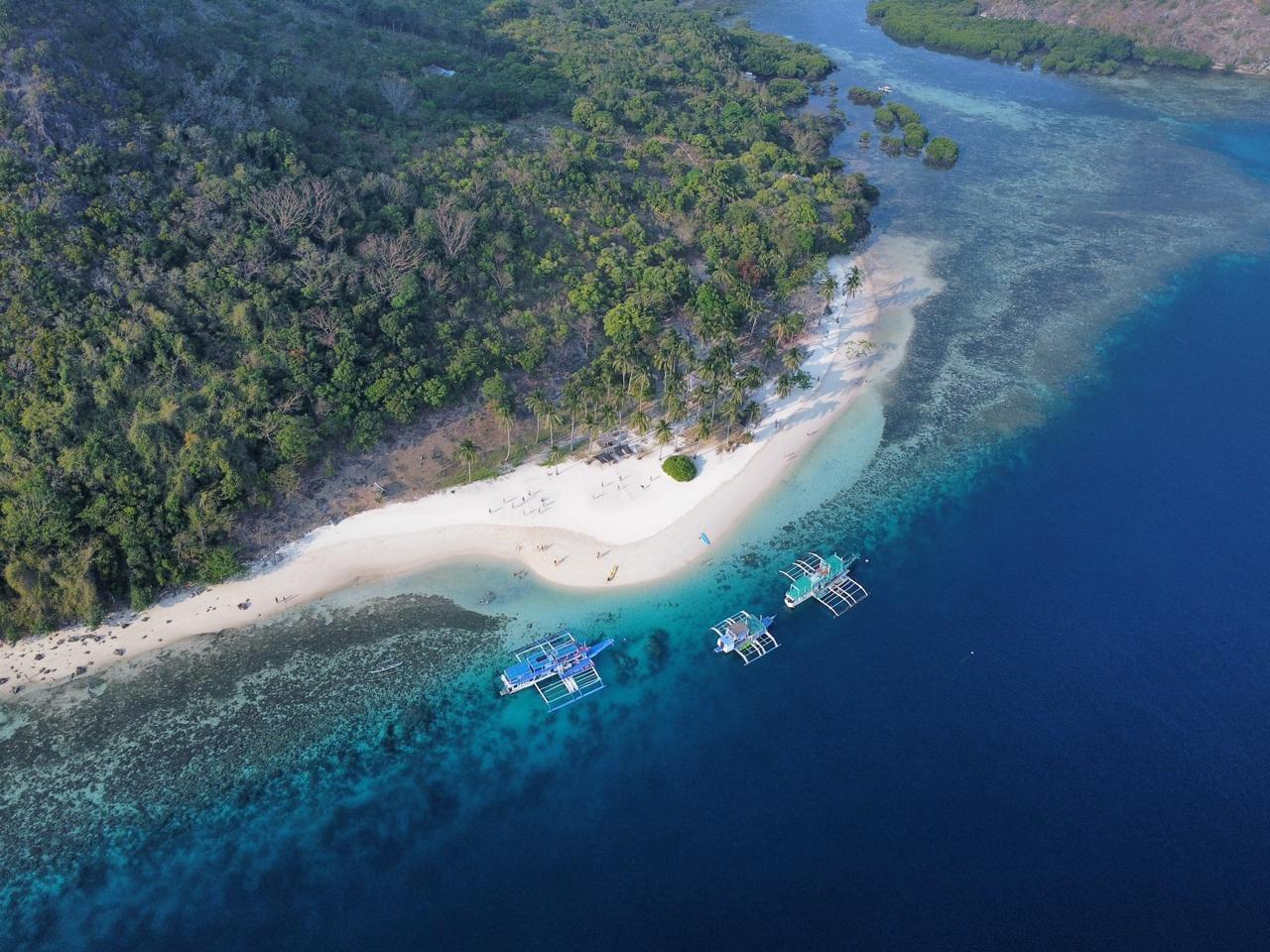 From Coron: 3-Day Island Hopping Expedition to El Nido