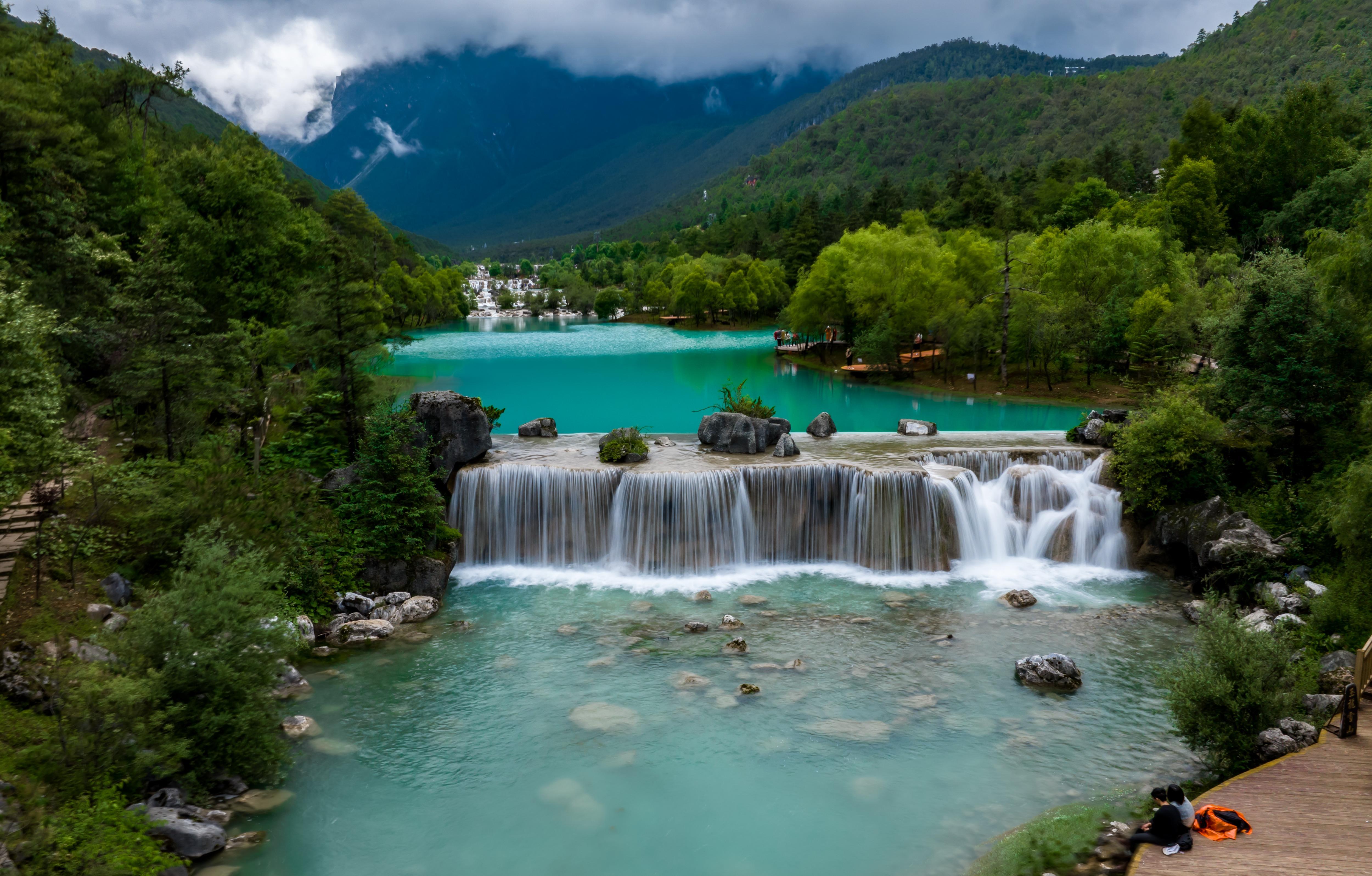 Luang Prabang: Hmong Village Kuangsi Waterfall Tour 2