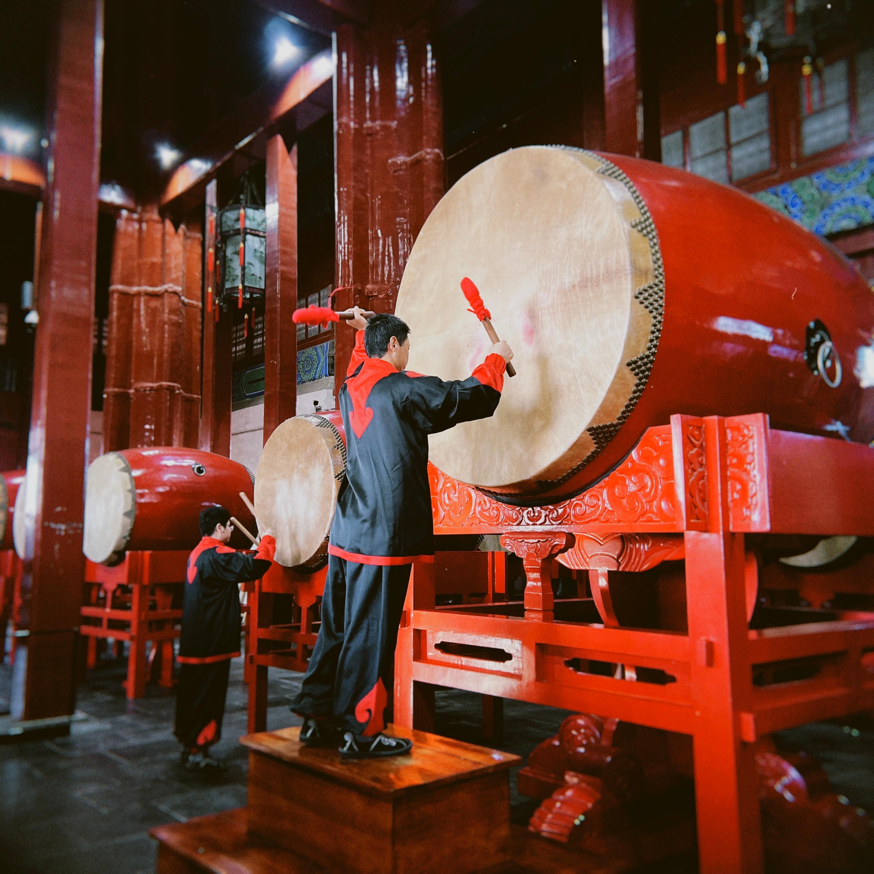Lama Temple Tour with Tickets: Beijing's Hidden Sacred World