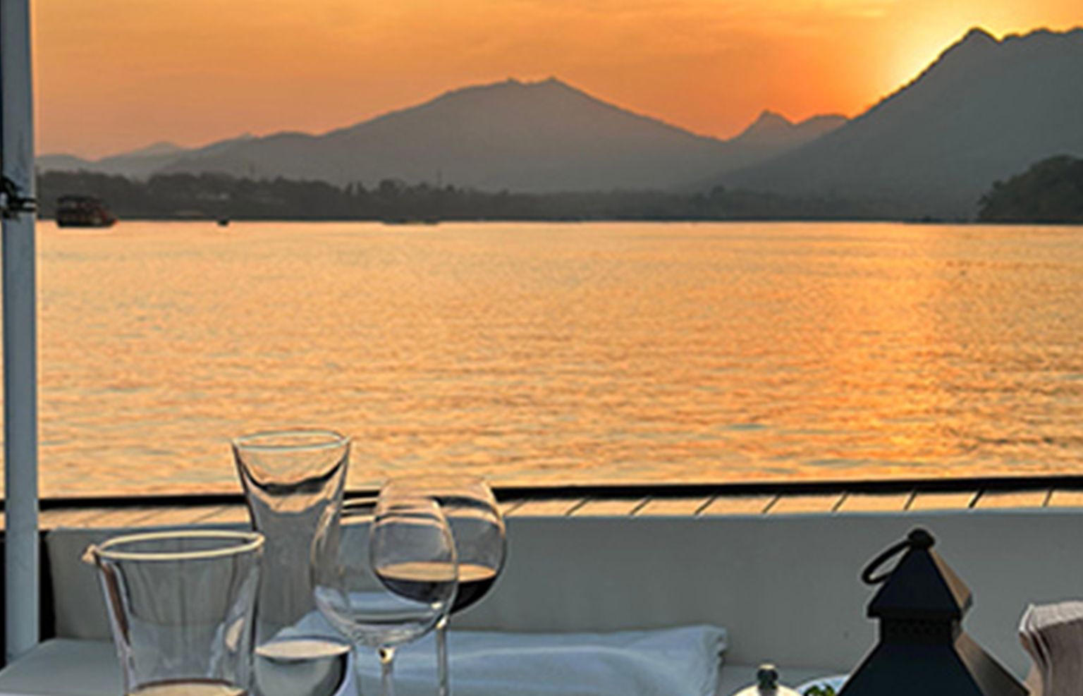 Luang Prabang: Mekong River Sunset Cruise and Dinner 3