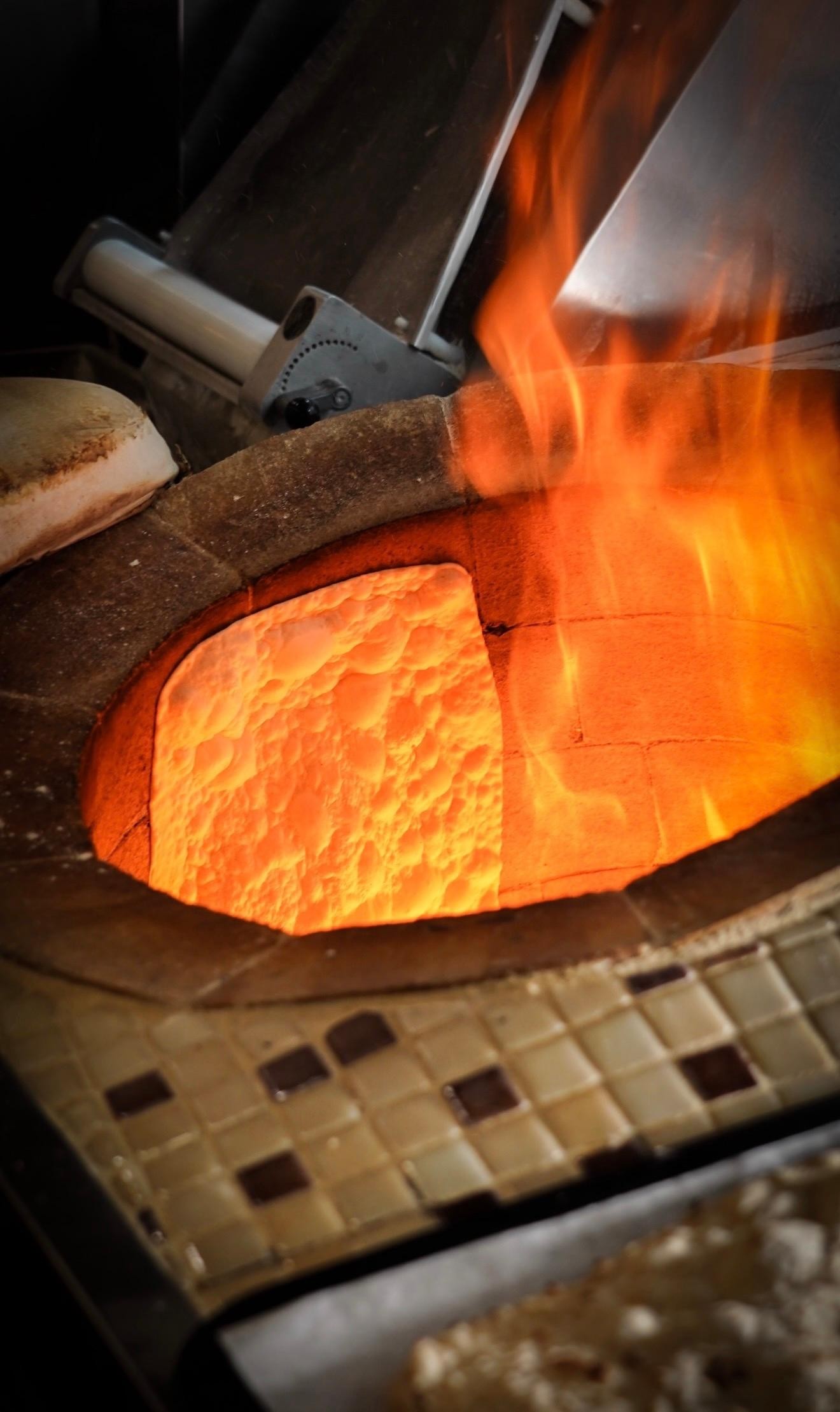 Istanbul: Döner & Tandoor Bread Making Experience with Meal