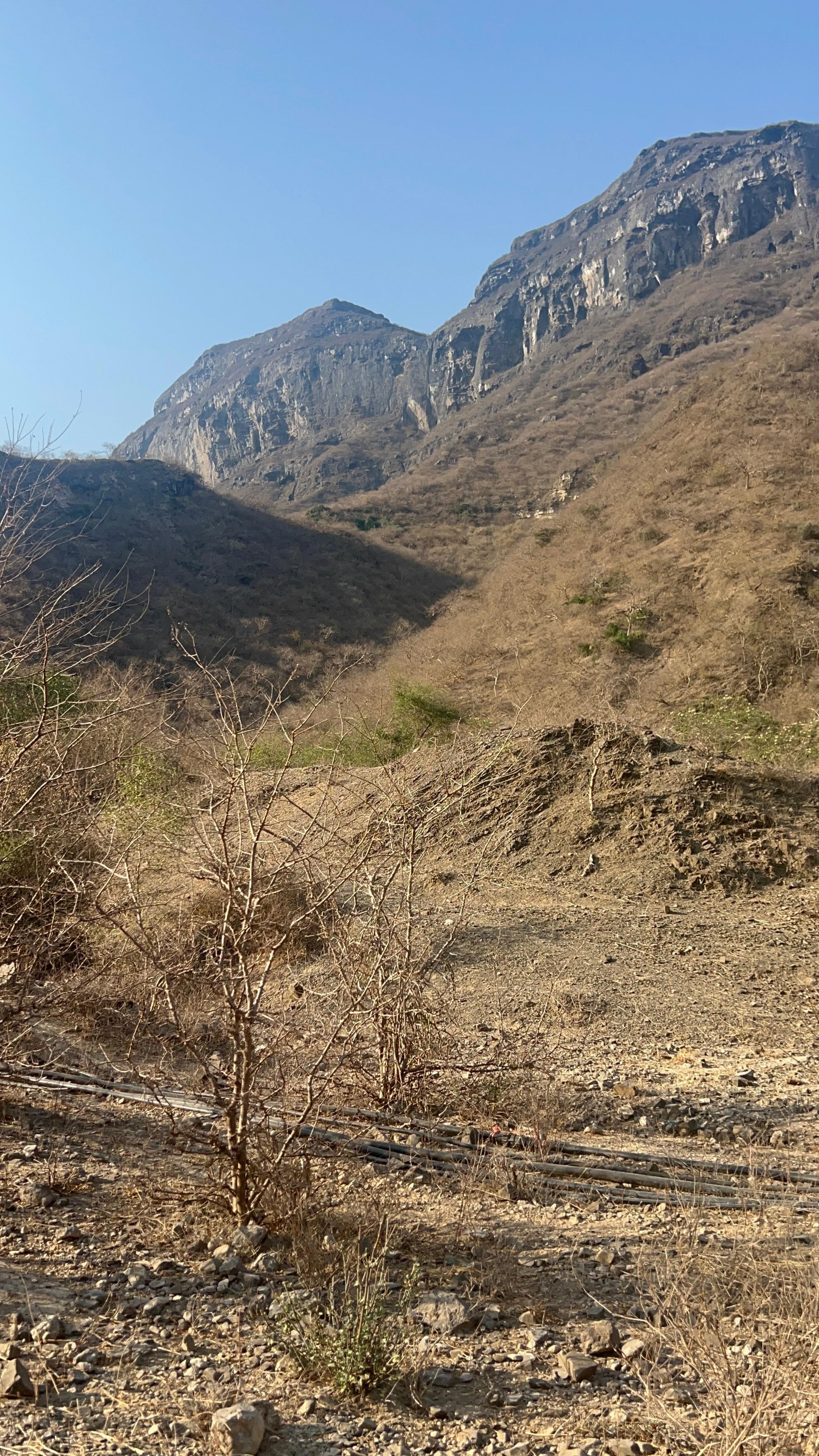 Hike to Hidden Waterfalls – Ayn Ghedh Adventure 2