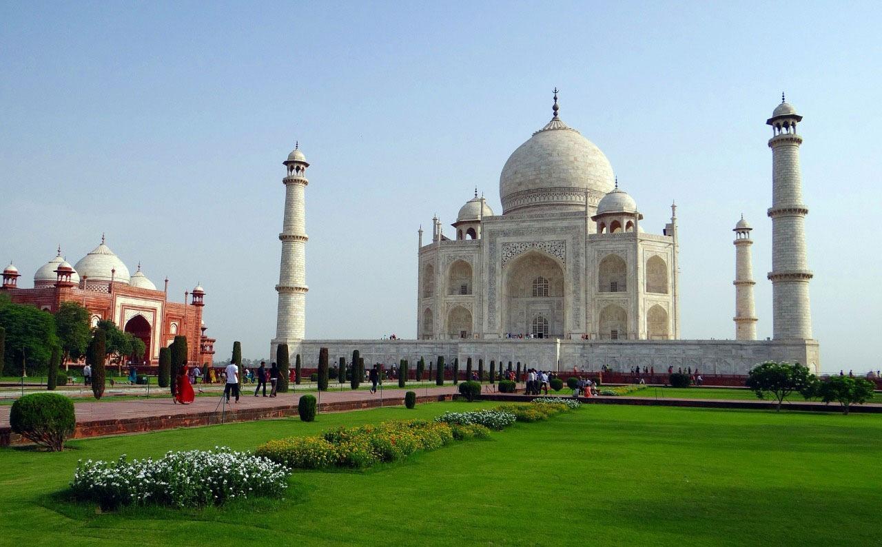 Taj Mahal, Agra Fort & Baby Taj Full-Day Trip from Delhi