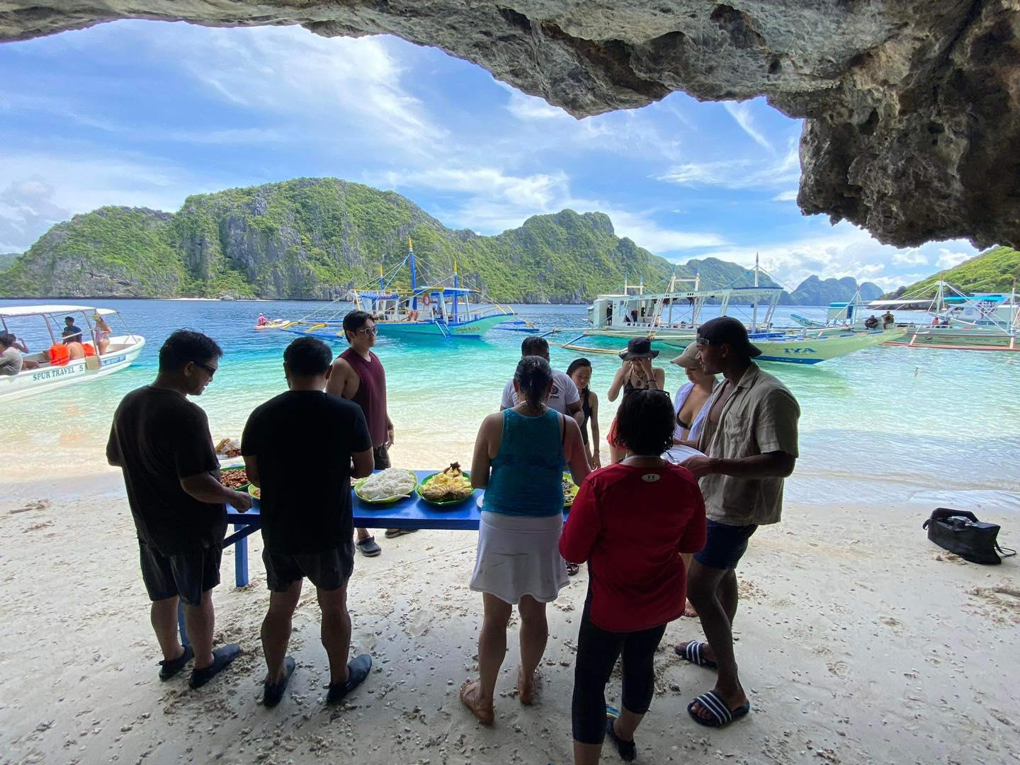 El Nido Tour B: Snake Island, Entalula & Caves Escape 3