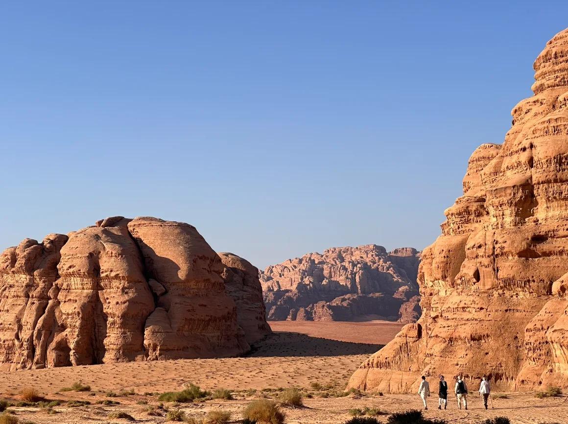 Wadi Rum: Red & White Desert Jeep Tour and Stargazing 2