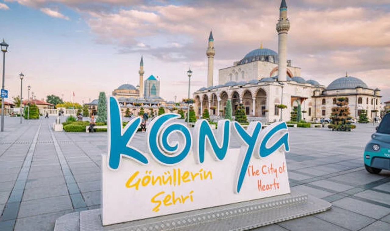 Istanbul: Konya Day Trip with Flights and Lunch
