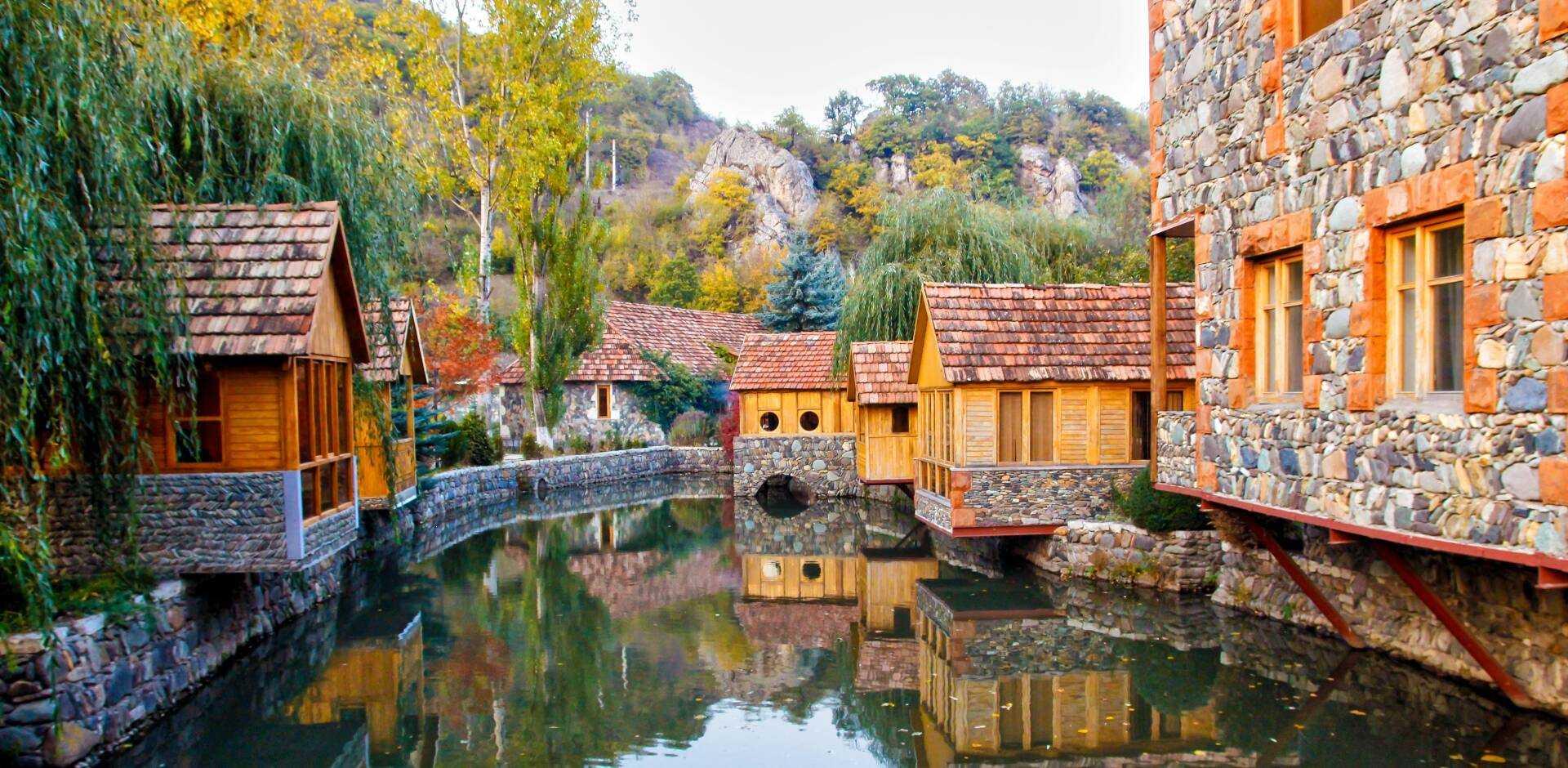 Tbilisi to Yerevan: Haghpat, Dilijan, Sevan & City Tour 3