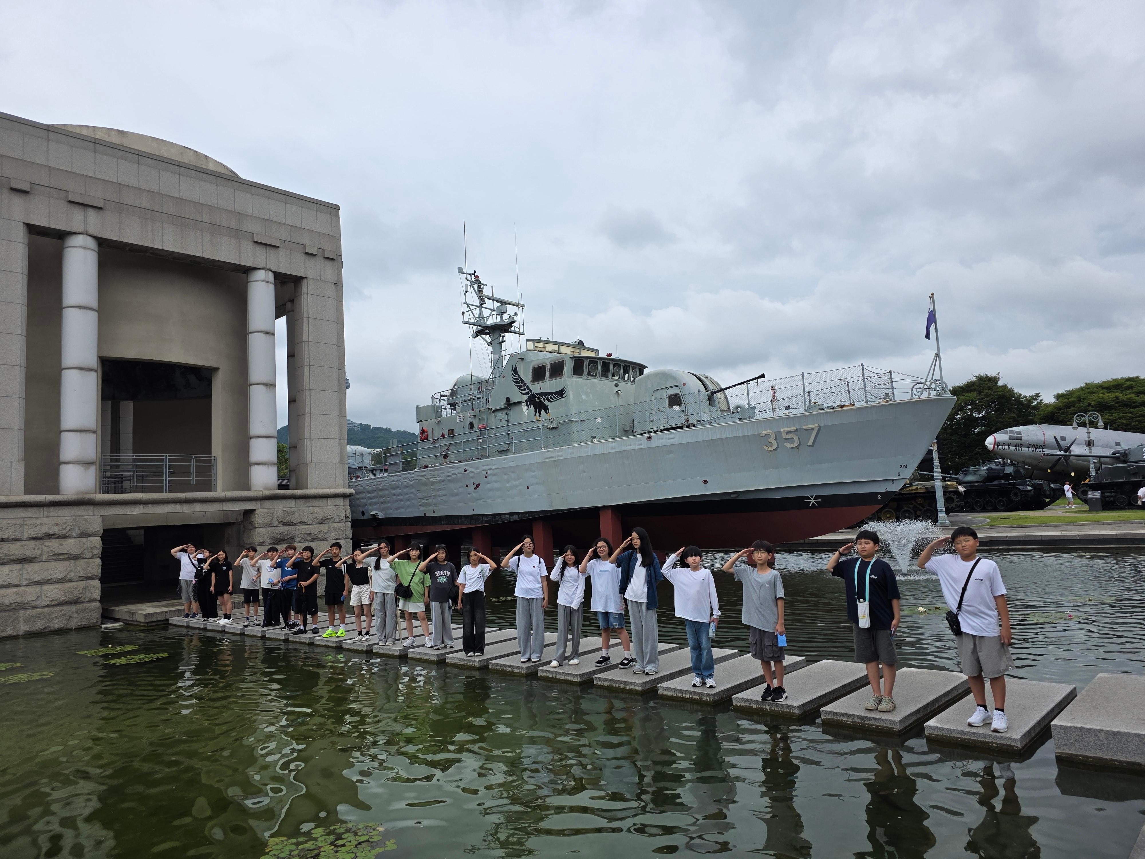 Seoul: War Memorial of Korea Tour with Col(R) Vincero 2