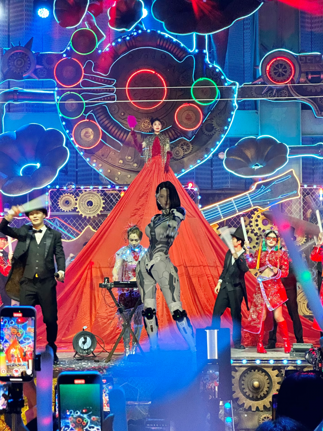 Shanghai: Songcheng Romance Show, Bund&Nanjing Road Day Tour 2