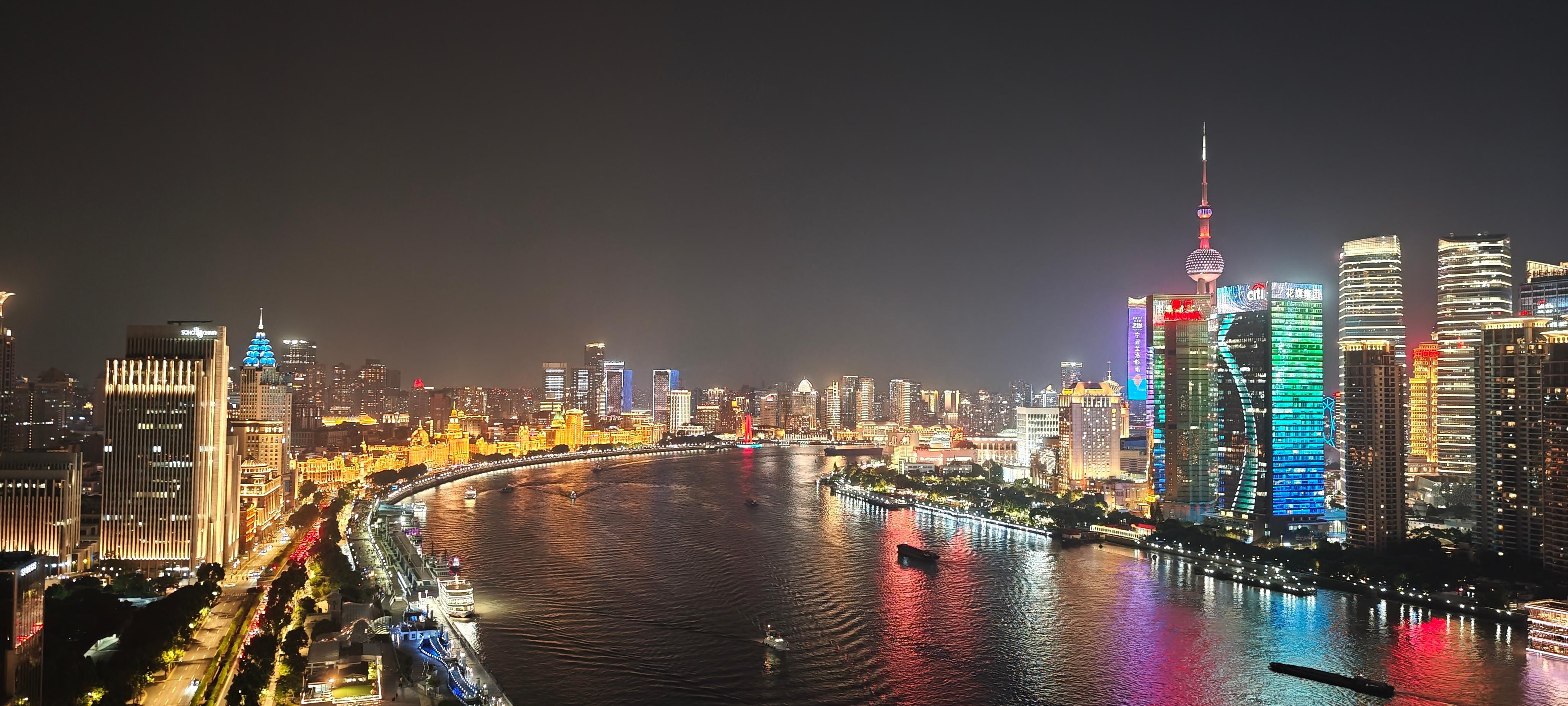 Shanghai Night Tour: Old Town, Local Dinner & Rooftop Bar 3