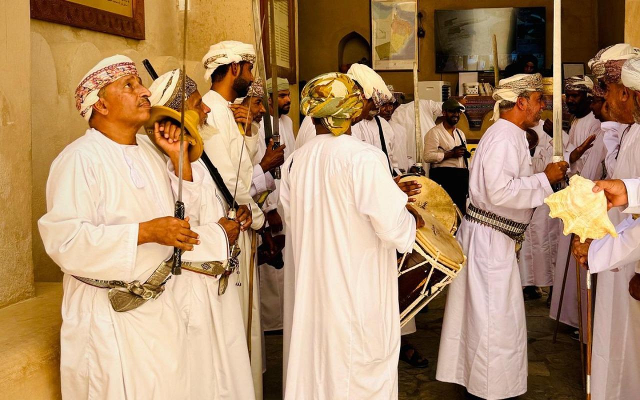 From Muscat, Oman: Private 2-Day Jebel Akhdar Mountain Tour 2