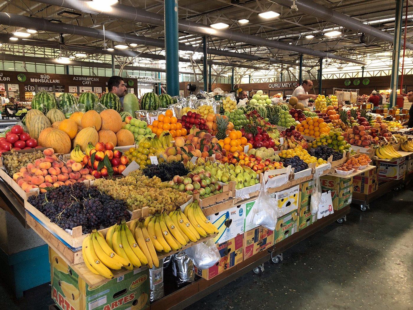 Baku: Yashil Bazar Culinary Tasting & Shopping Tour