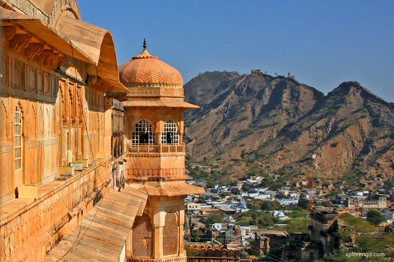 Jaipur: Full Day City Sightseeing Tour with Car and Guide 3
