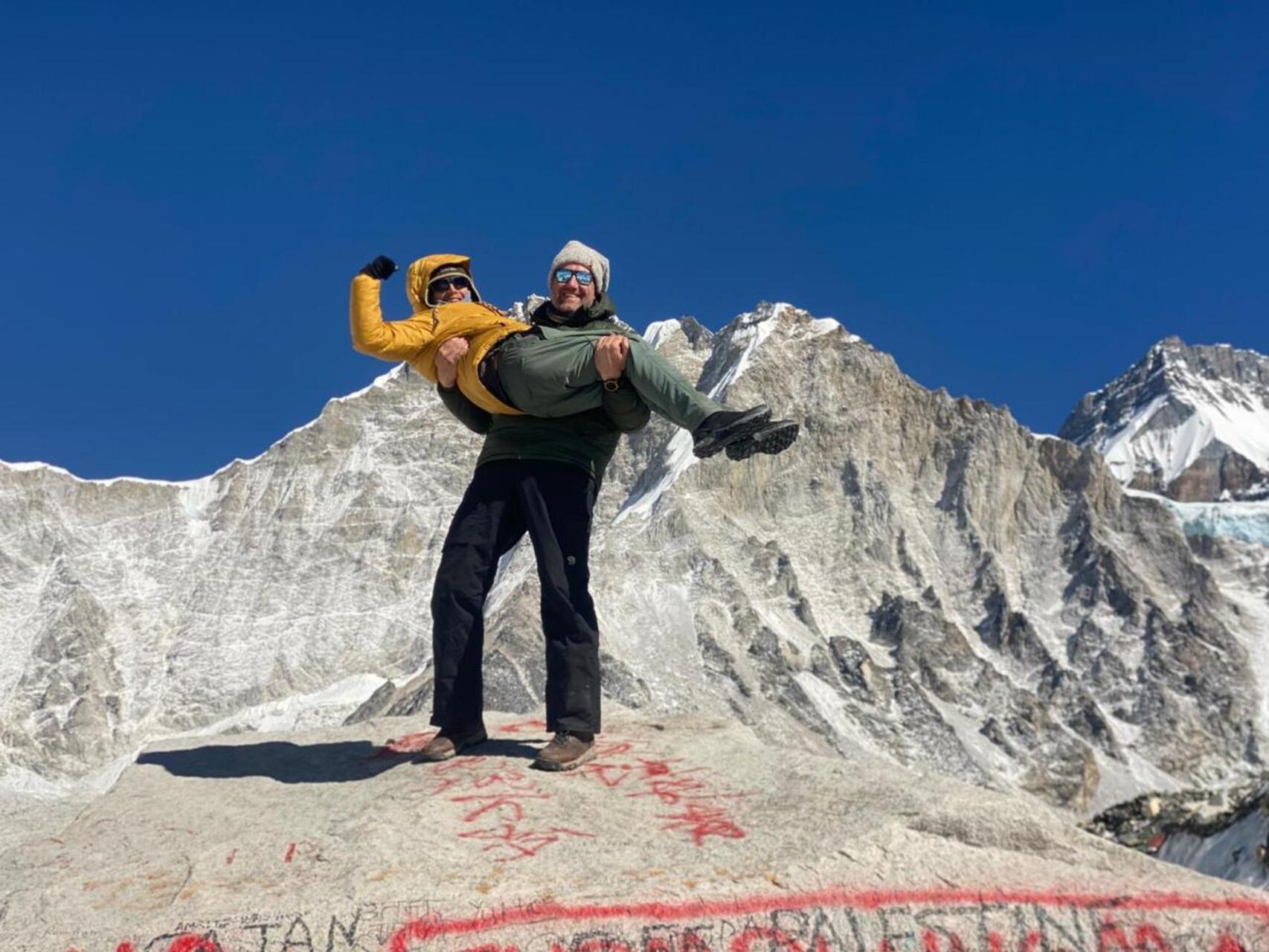 Everest Base Camp: 11-Day Private or Group Trek to 5,364m 3