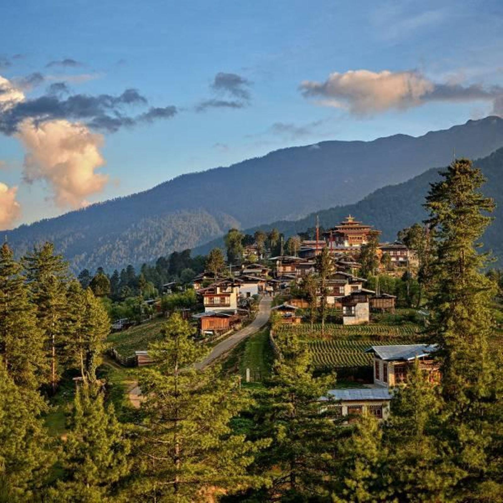 6 Day Bhutan Himalayan Sunrise Sunset Photography Expedition 2
