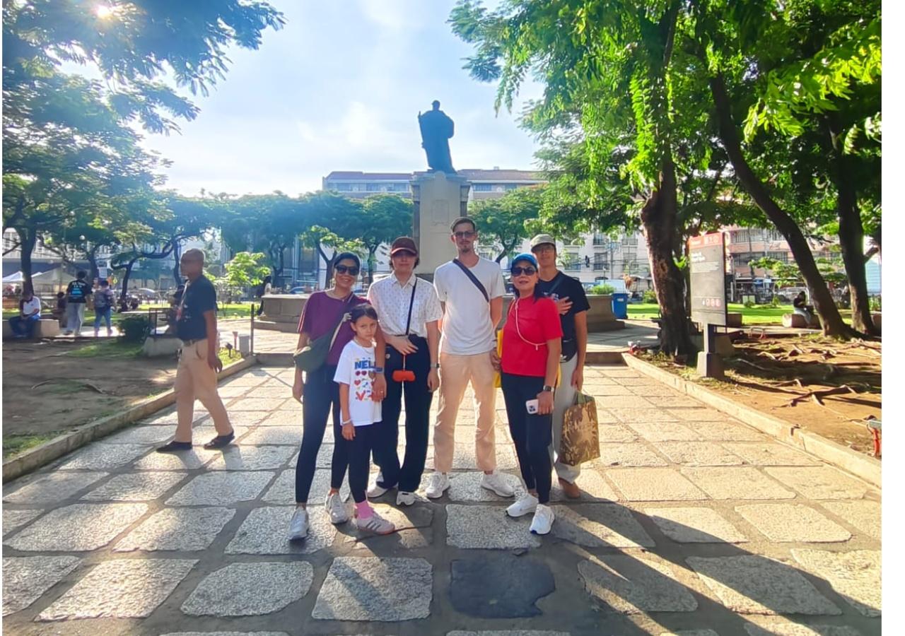Explore the Spanish-Influenced Manila: Guided Tour by Foot