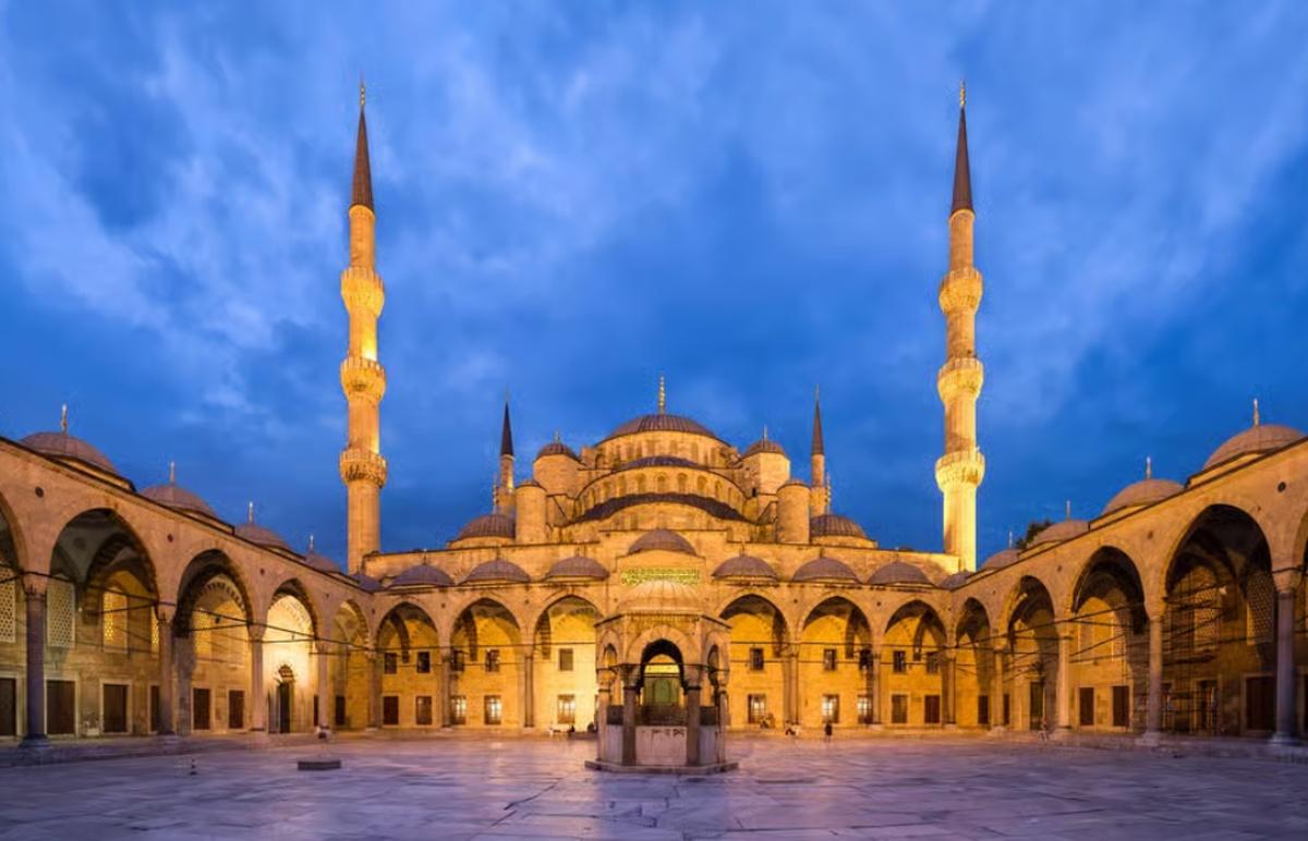 Istanbul: Blue Mosque, Hagia Sophia & Basilica Cistern Tour 2