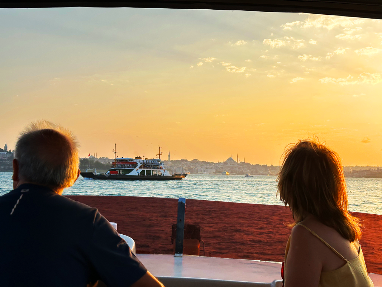 Istanbul: Bosphorus and Golden Horn Sunset Yacht Cruise 3