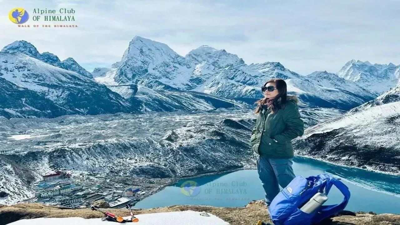From Kathmandu: Gokyo Lakes & Renjo La Pass Trek with Guide