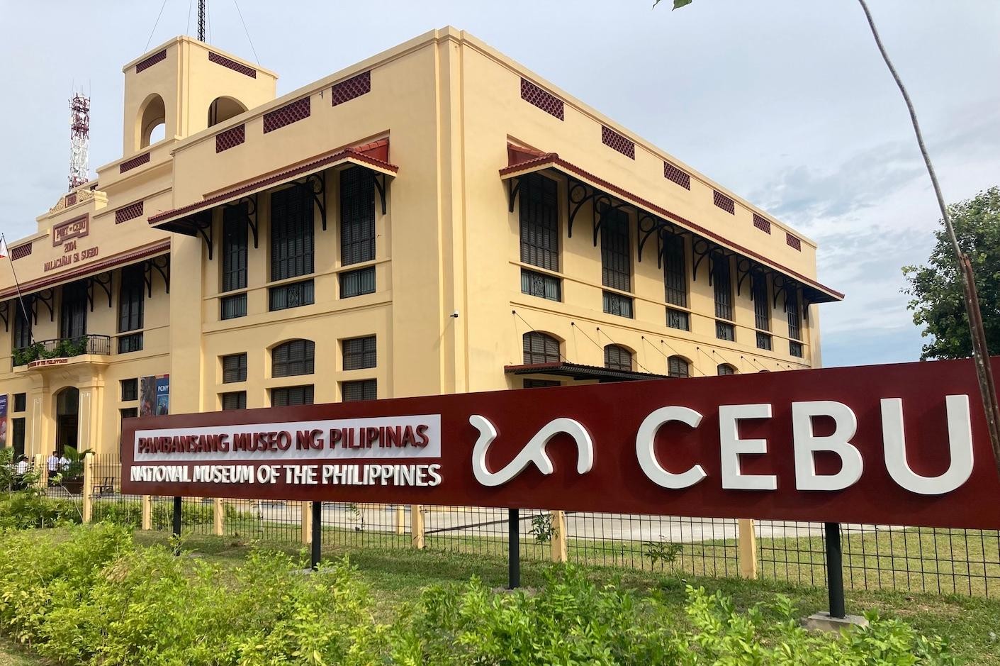 Cebu City: Historical, Local Cuisine & Mountain Guided Tour 2