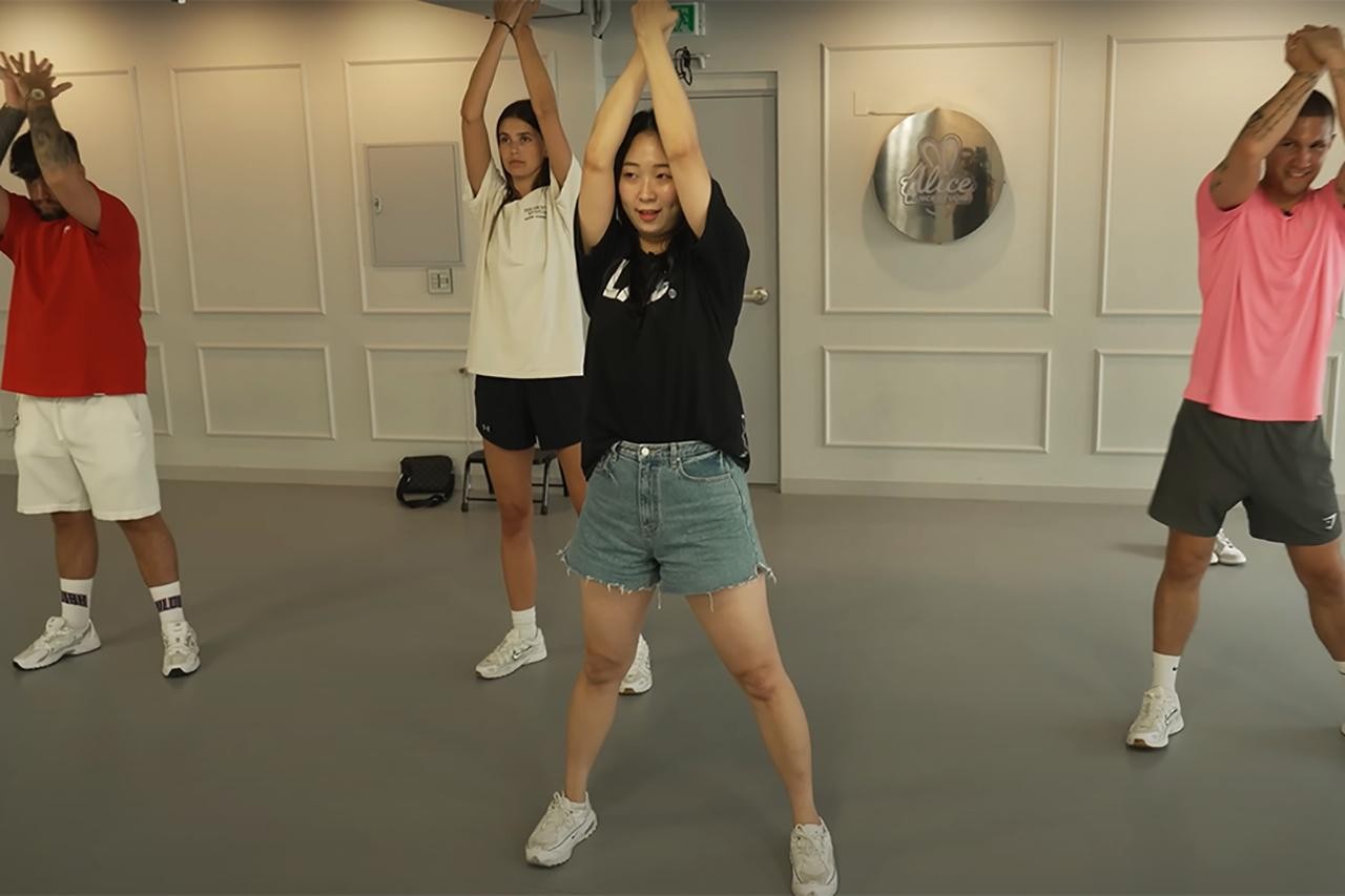 Seoul: Private K-Pop Dance Class with Video Recording