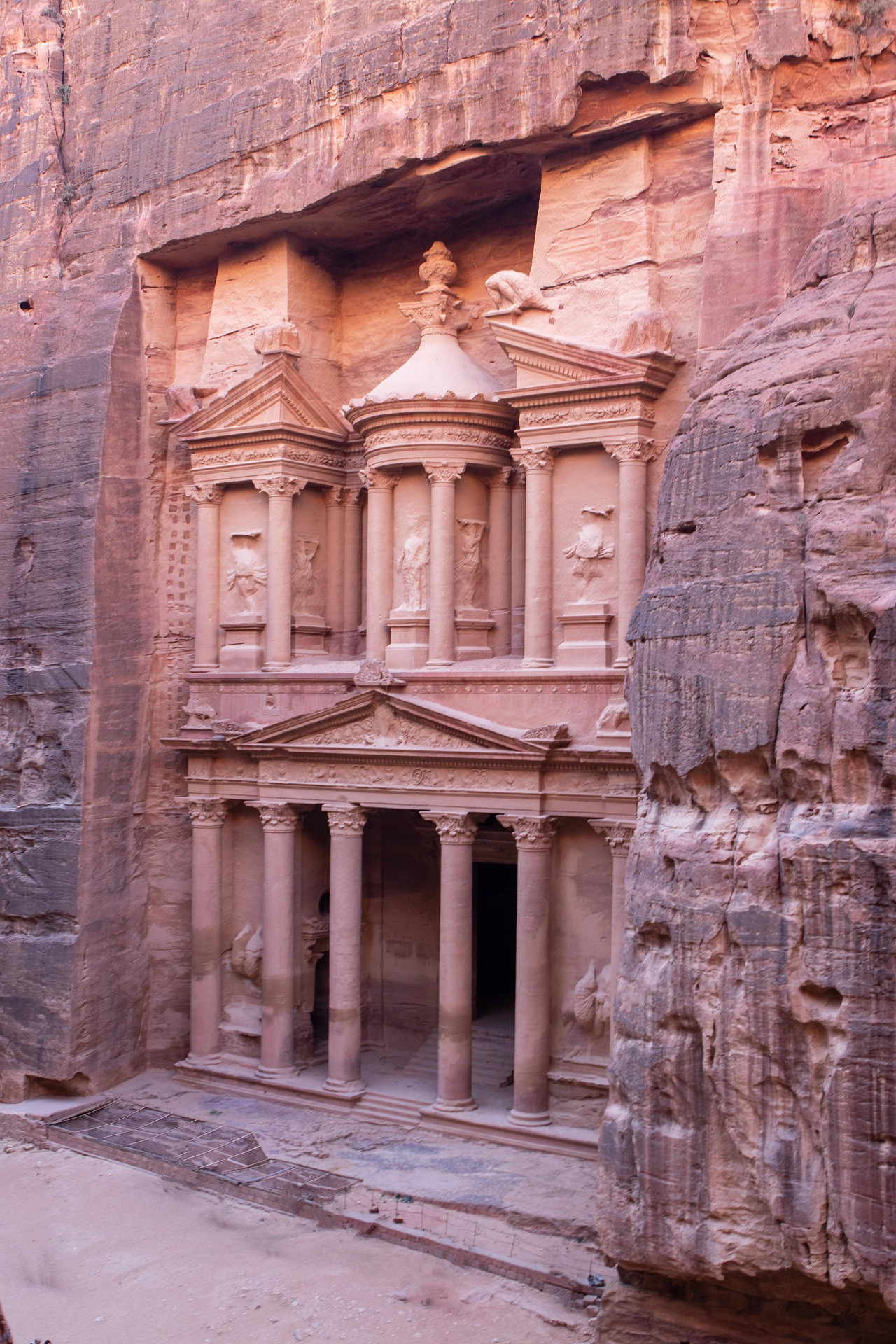 Amman: Petra and Mujib Biosphere Reserve Day Trip
