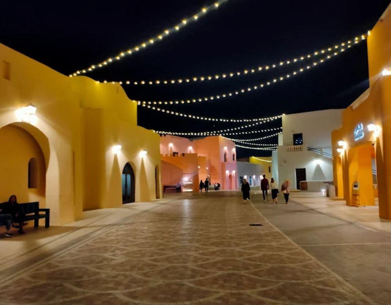 Doha: Mina District Pastels, Cafés & Waterfront Guided Tour