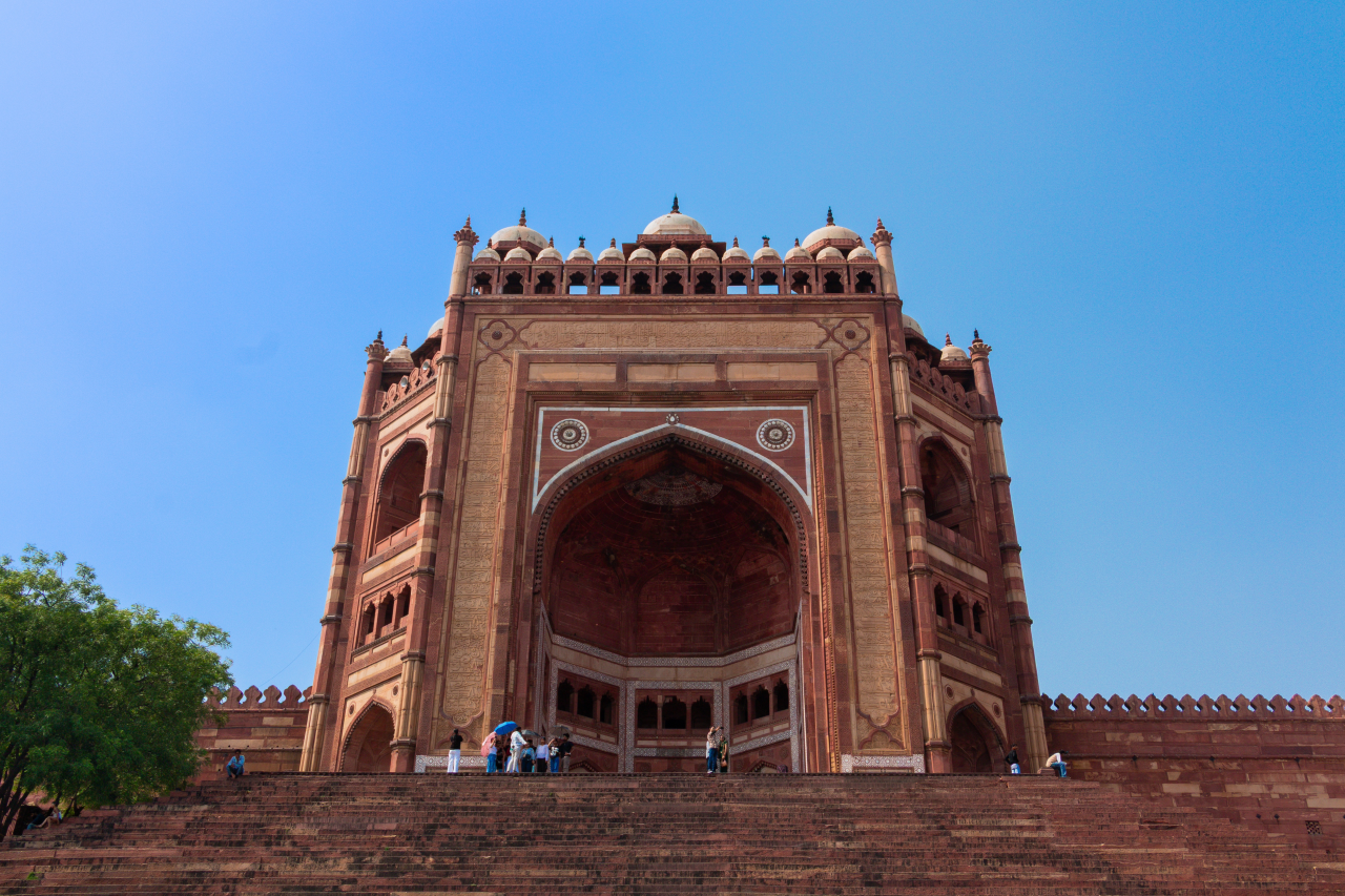 Mumbai to Golden Triangle & Tiger Safari – 7-Day India Tour 2
