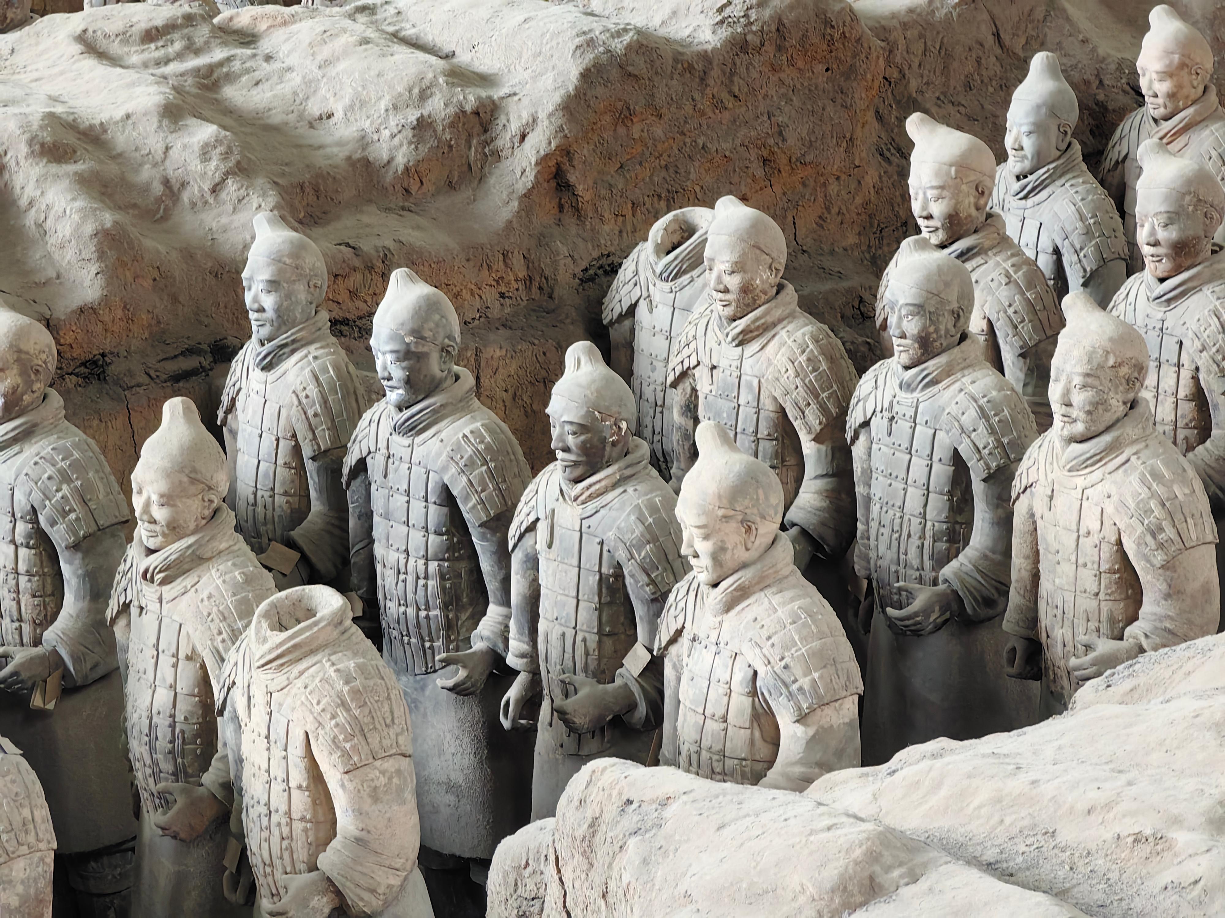 Beijing to Xi'an See Terracotta with Roundtrip Bullet Train 2