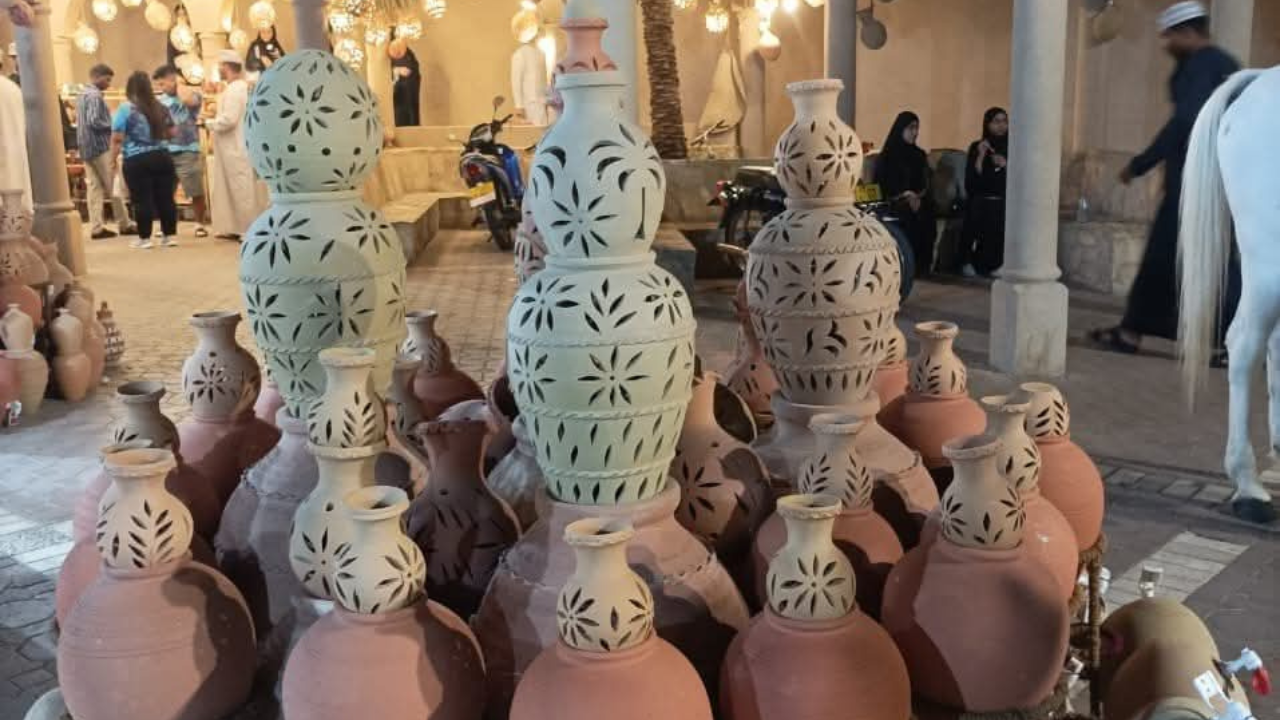 From Muscat: Nizwa, Bahla Fort & Jabrin Castle Day Trip 3