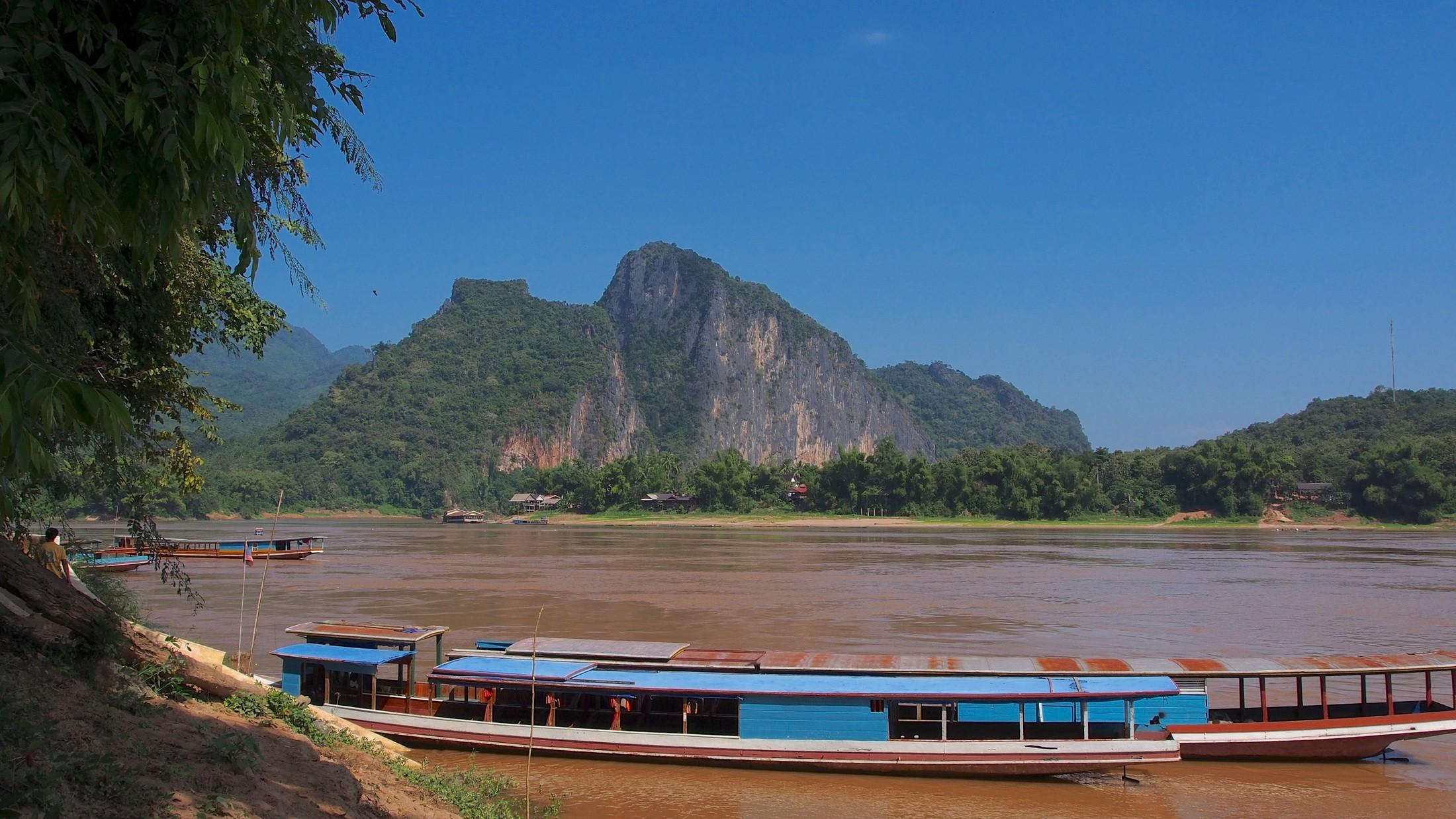 Mekong Cruise to Pak Ou Cave & Kuang Si Waterfall with Lunch