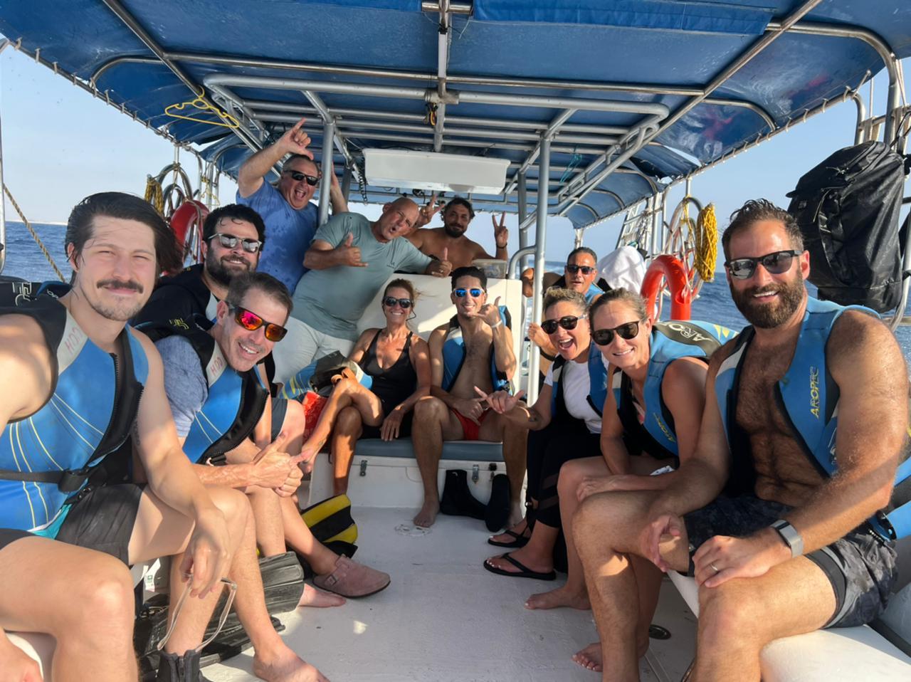 Jeddah: Bayada Leisure Boat Trip with Snorkeling 2
