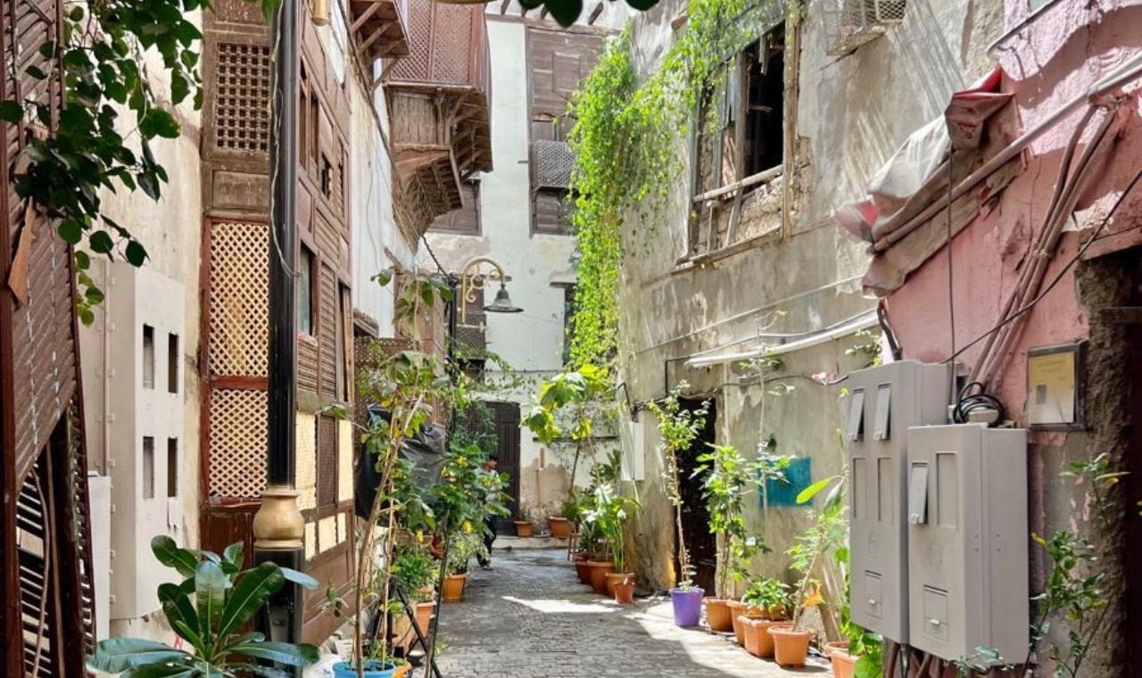 Jeddah: Full-Day History Tour Featuring Al-Balad & Sea Views 3
