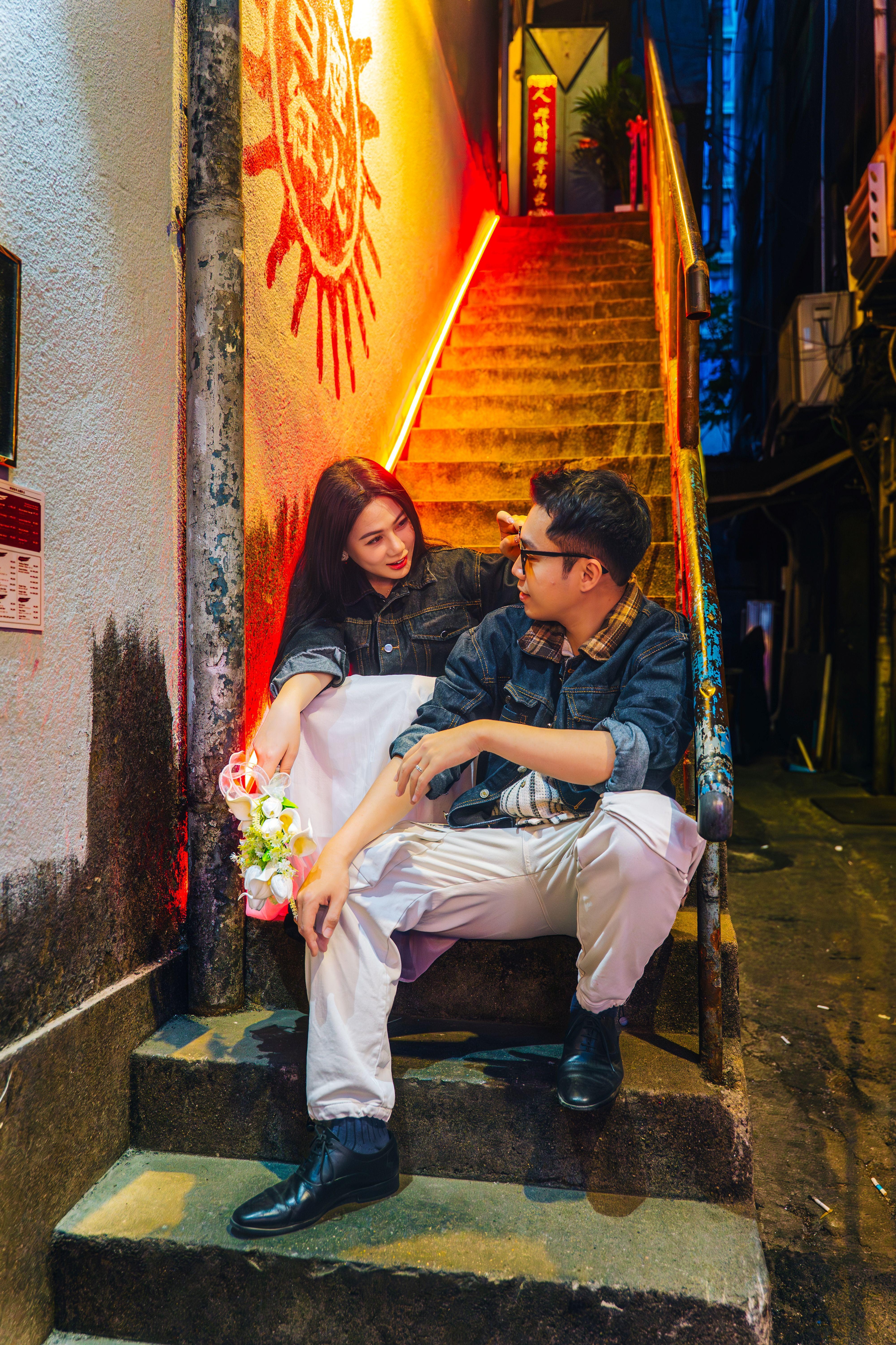 Seoul: Sunset to Neon Photoshoot with Cinematic Aesthetic 3