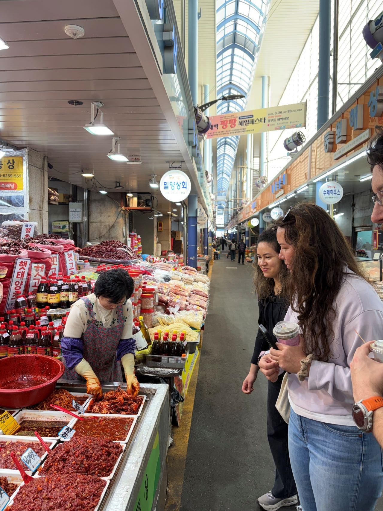 Busan: Hands-on Korean cooking class & Local Market Tour 2