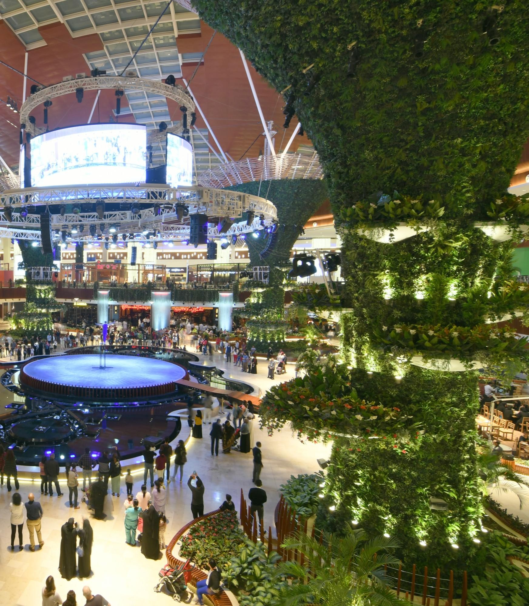Doha: Guided Shopping Tour of 4 Malls 3