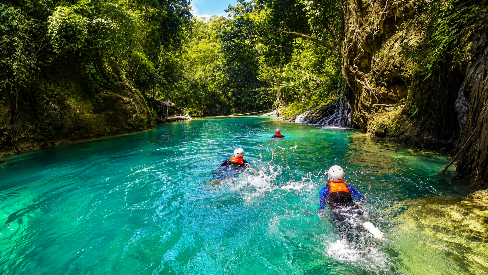 Cebu: Kawasan Falls Canyoneering with Jungle Zipline 2