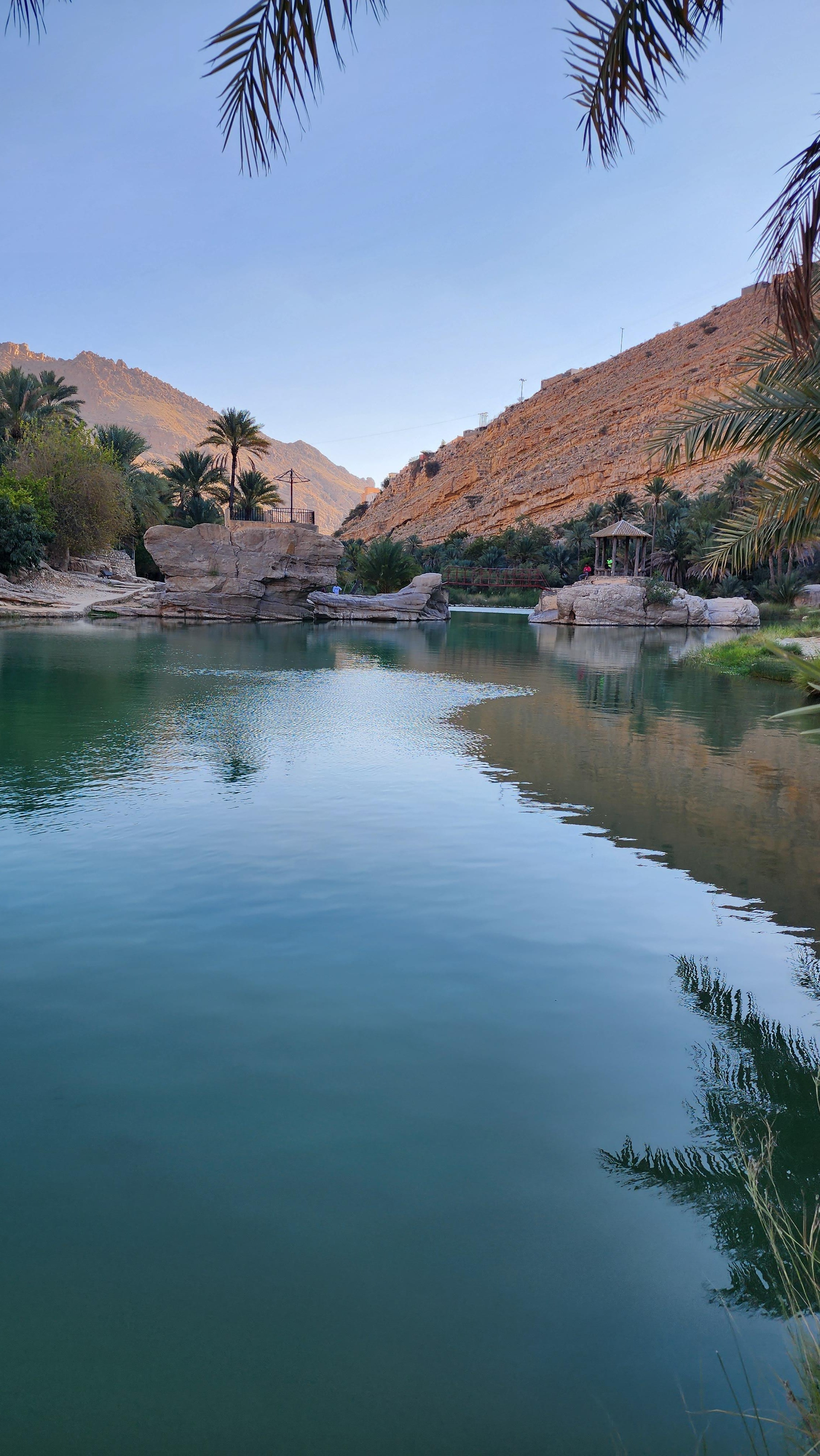 From Muscat: Wadi Shab, Desert Safari & Historic Nizwa Tour