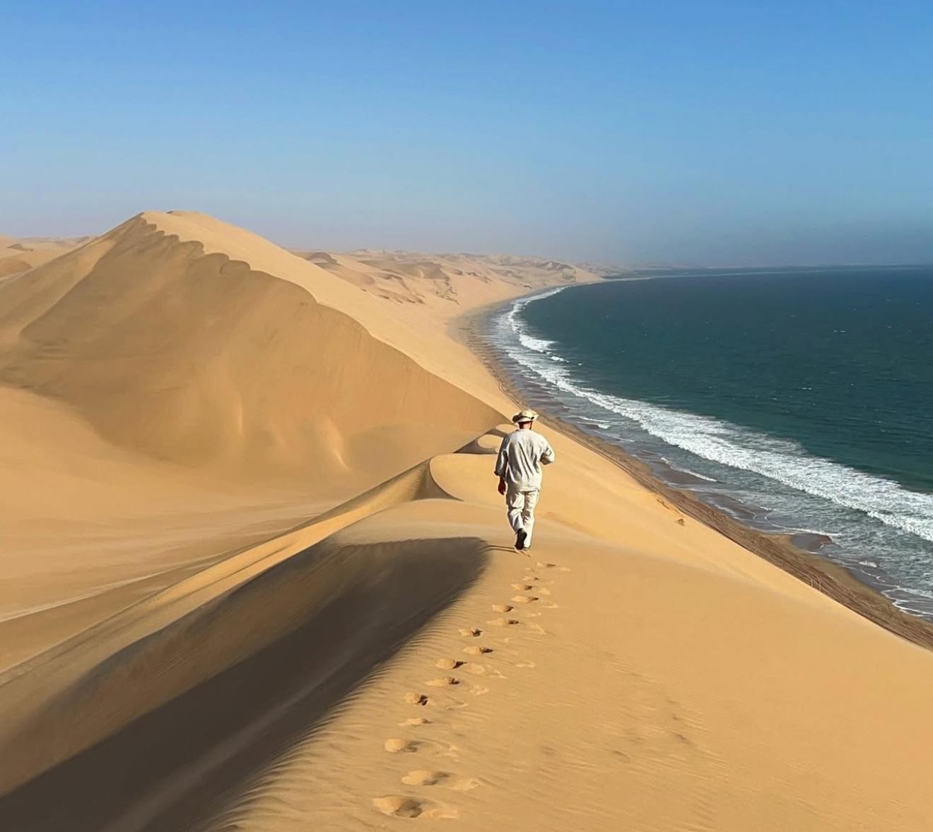 Doha: Inland Sea Tour, 4x4 Desert Safari/All Activities 3