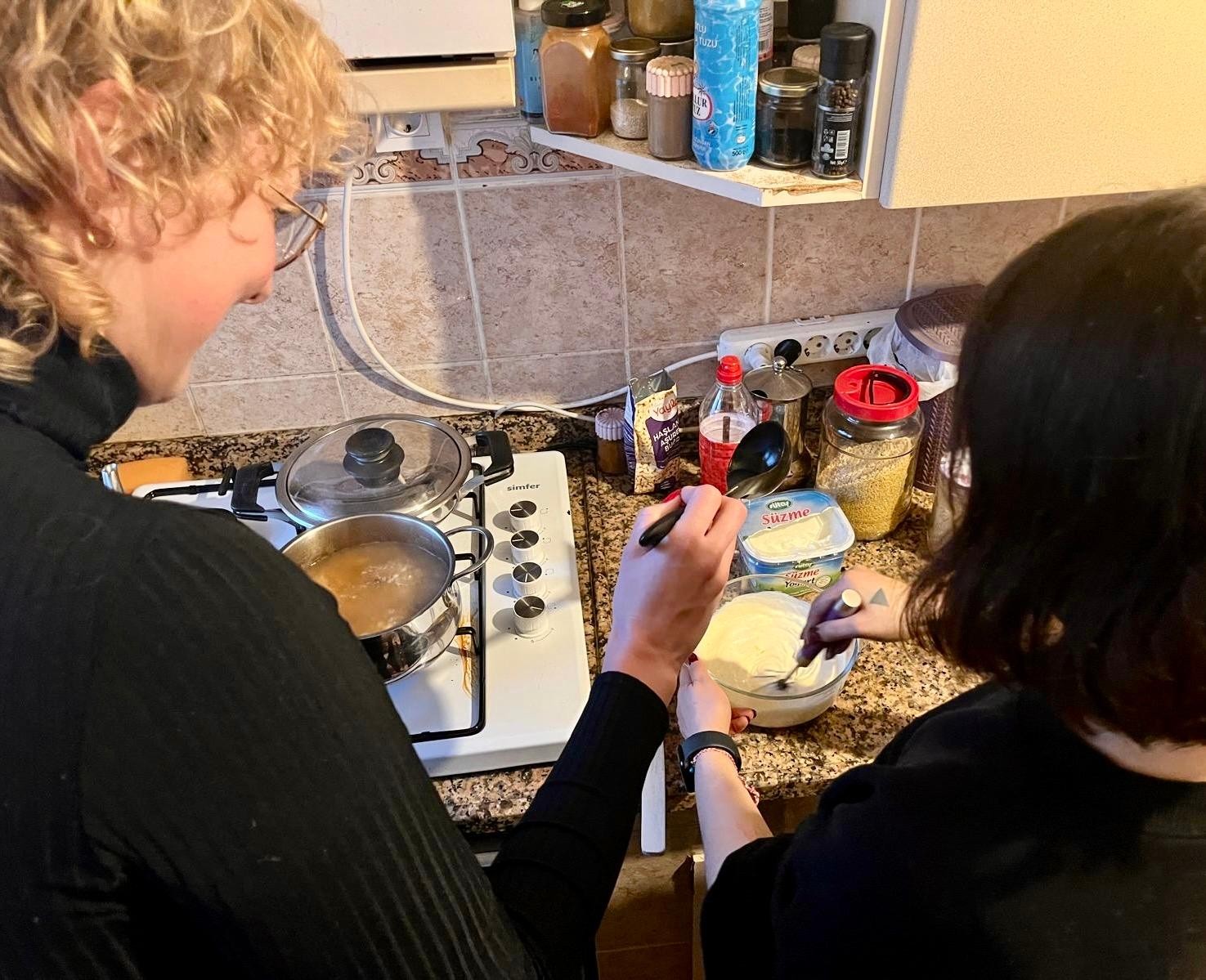 Women Only: Social Cook&Dine at Local Chef's Home 3