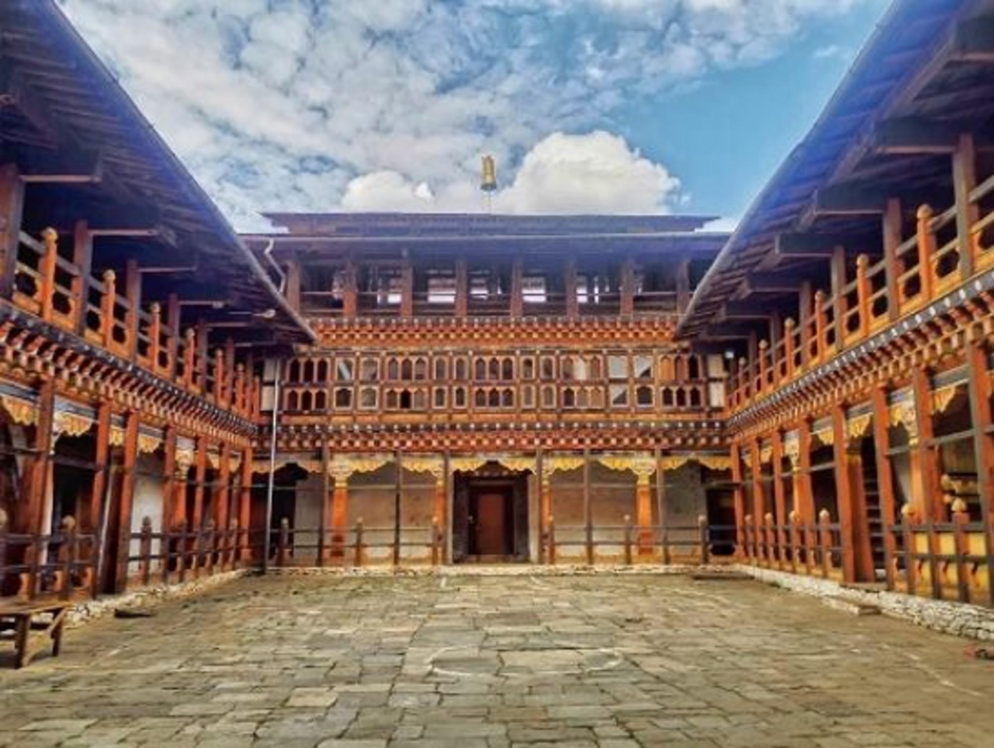 Bhutan: 12-Day Bumthang Valley Trek and Cultural Tour 2