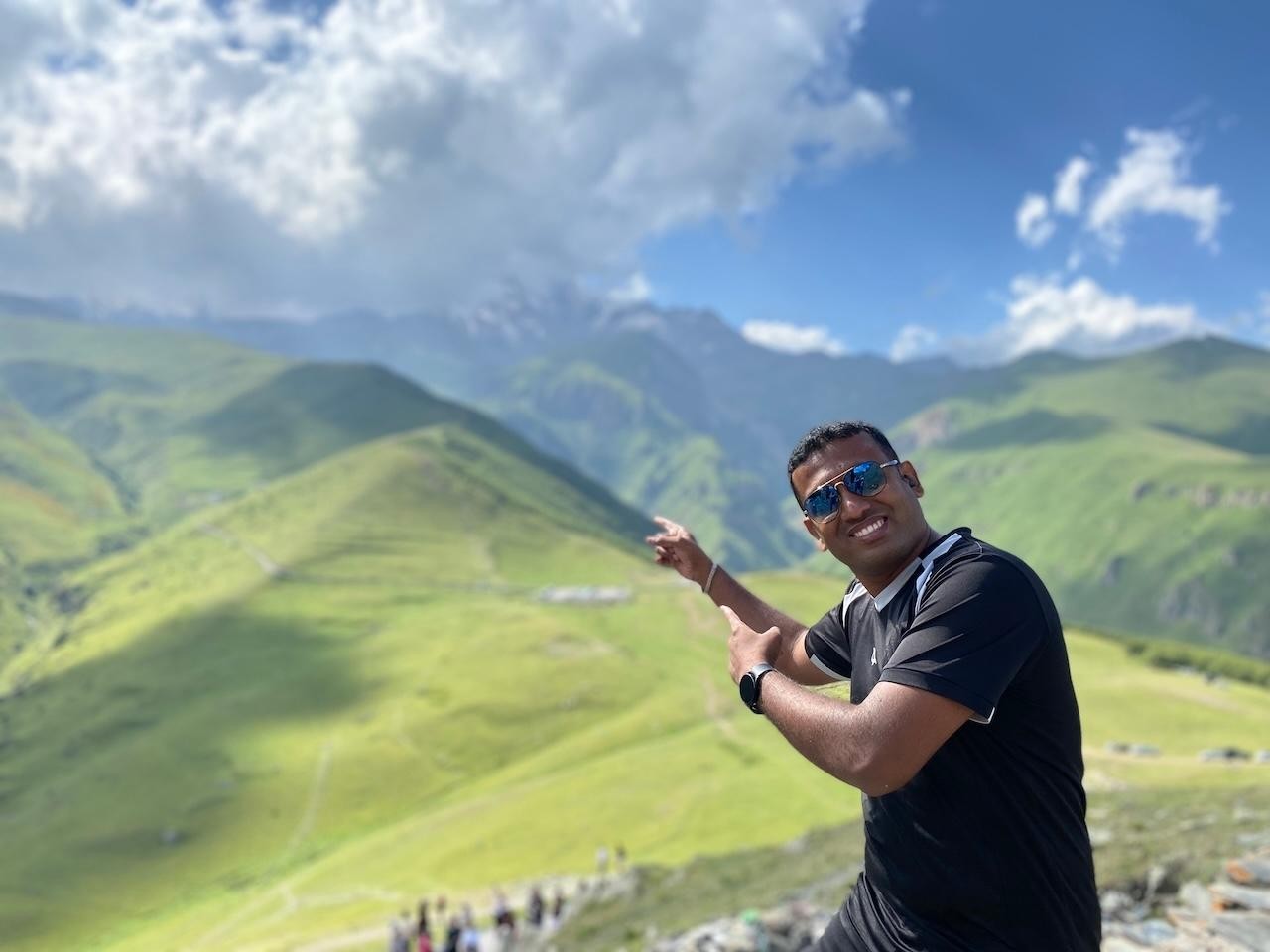 Tbilisi: Private Kazbegi Tour - Mineral Water & Travertines 2