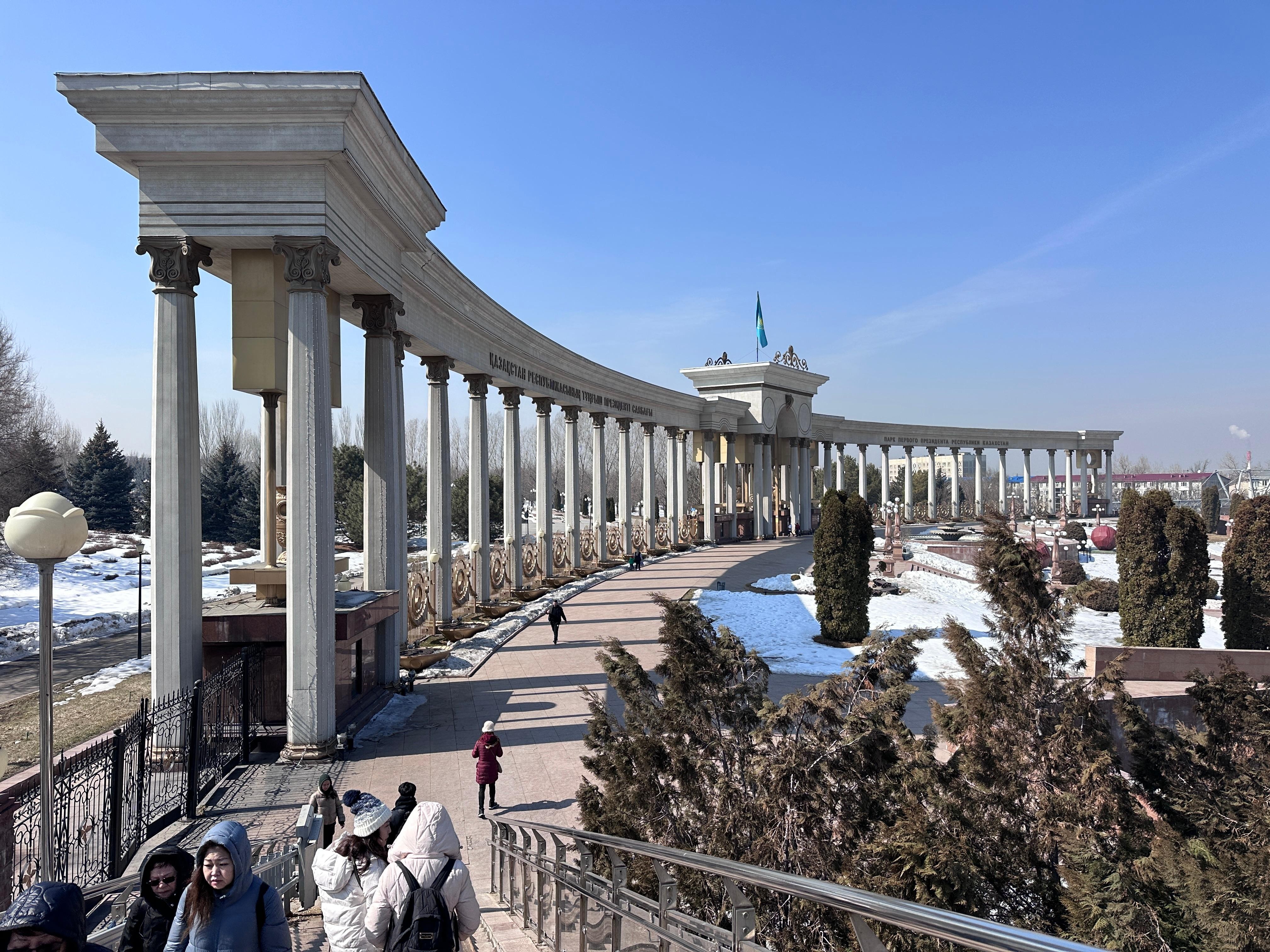 Big Almaty Gorge: Group Tour to Ayusai, Almarasan & Park