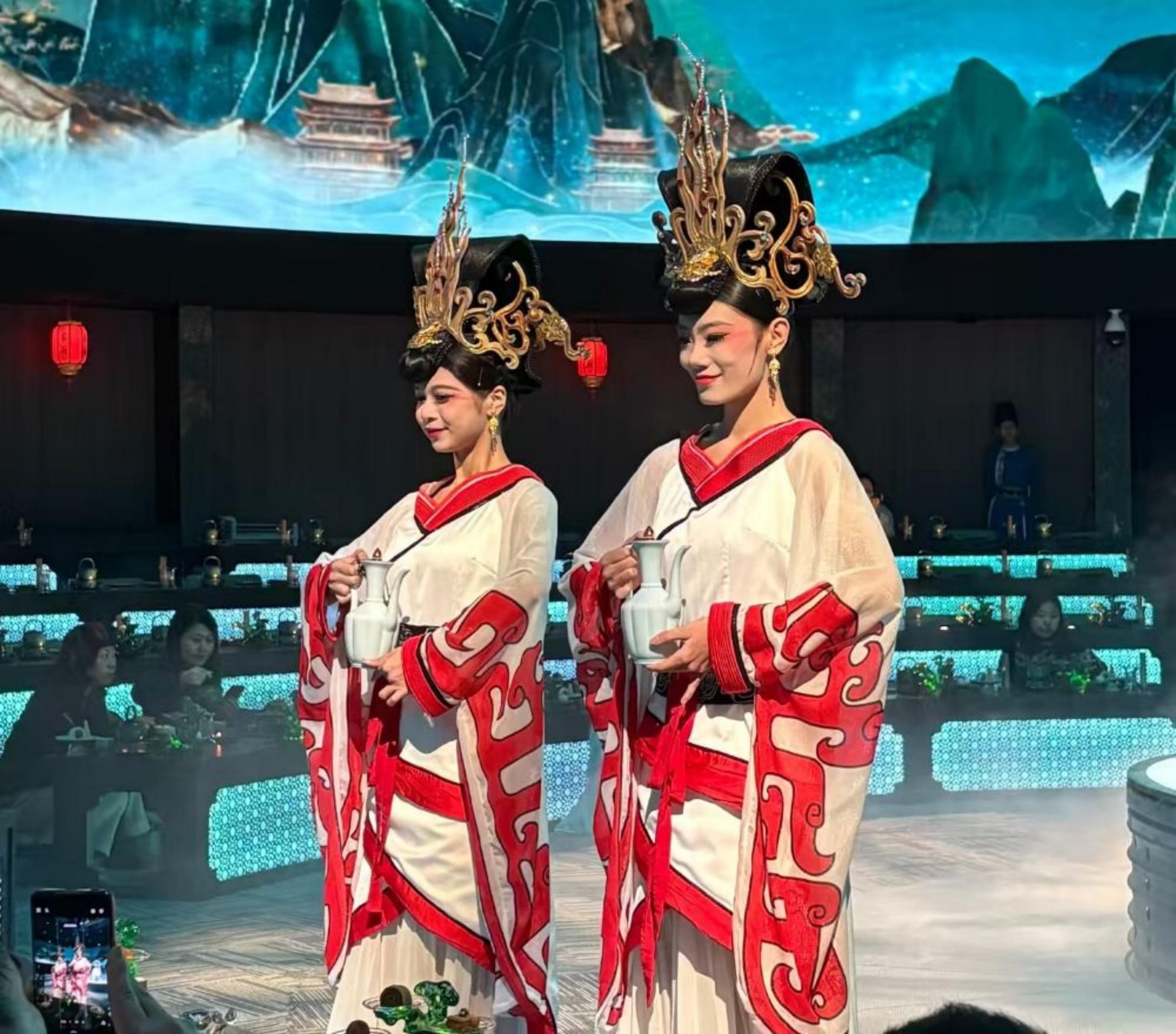 Shanghai：Yan Tian Xia · Banquet Palace Show