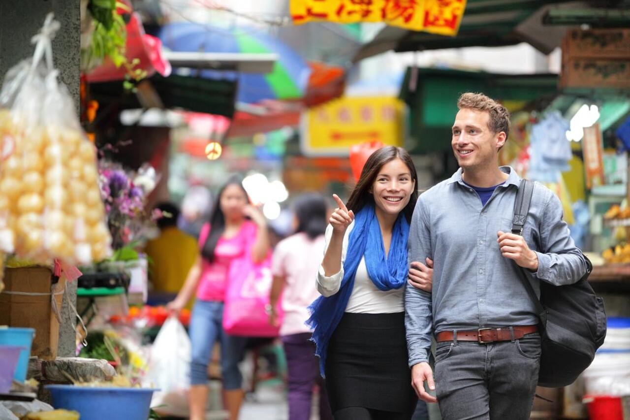 Hong Kong Culinary: From Local Streets to Gourmet Treats