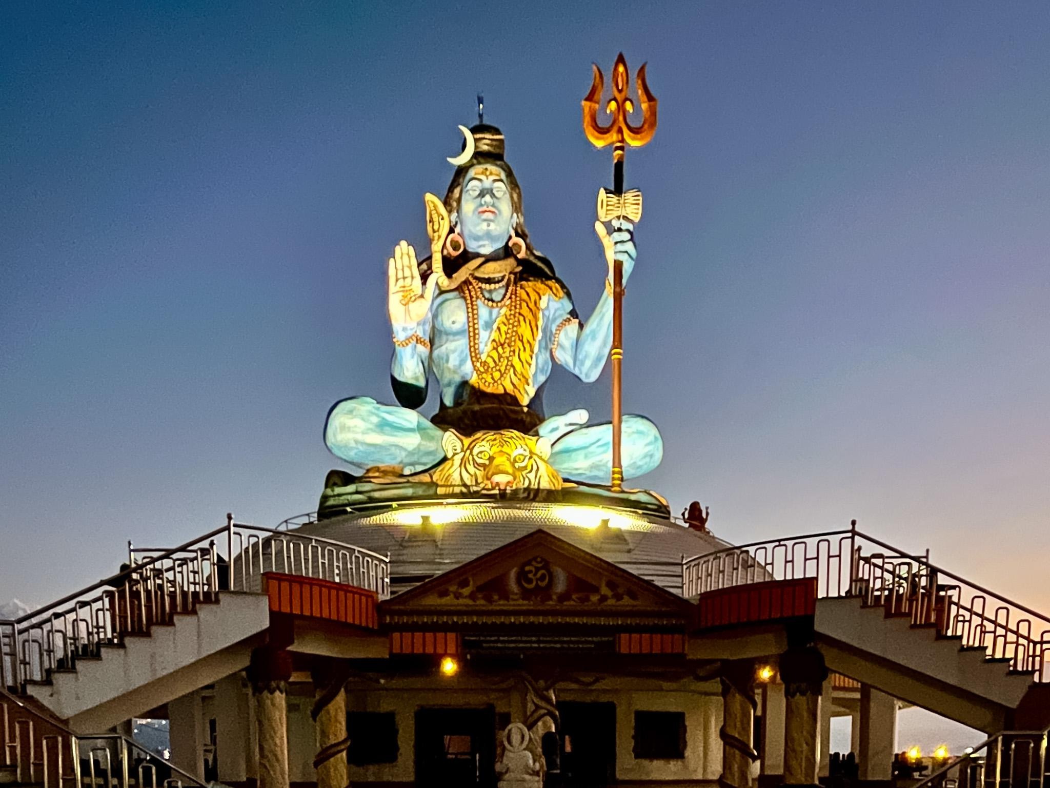 Pokhara Sunrise Tour: Shiva Statue, Breakfast & Boat Ride