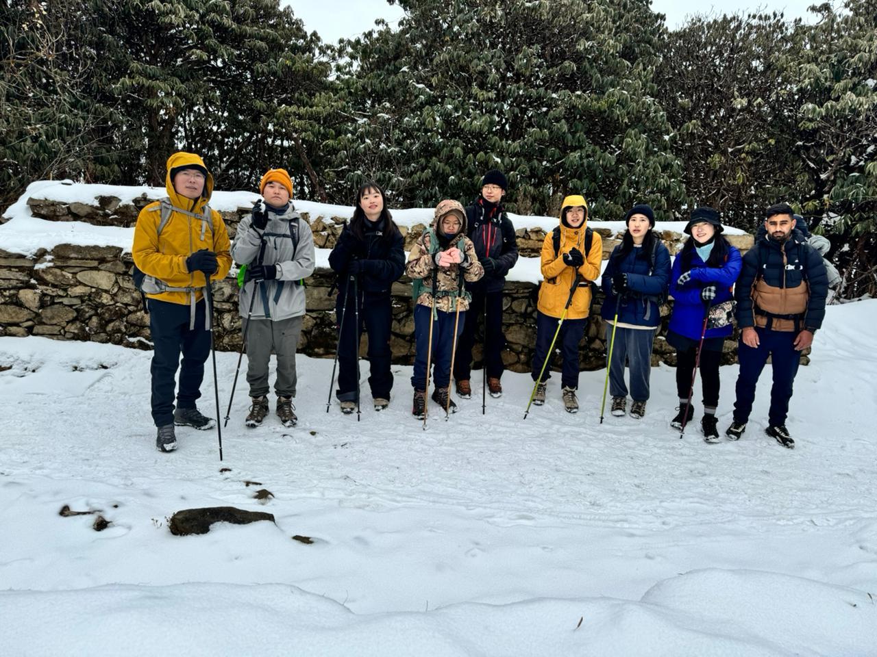 Pkr. Backpacker Group Dep.: 4 Day Mardi Himal Base Camp Trek 2
