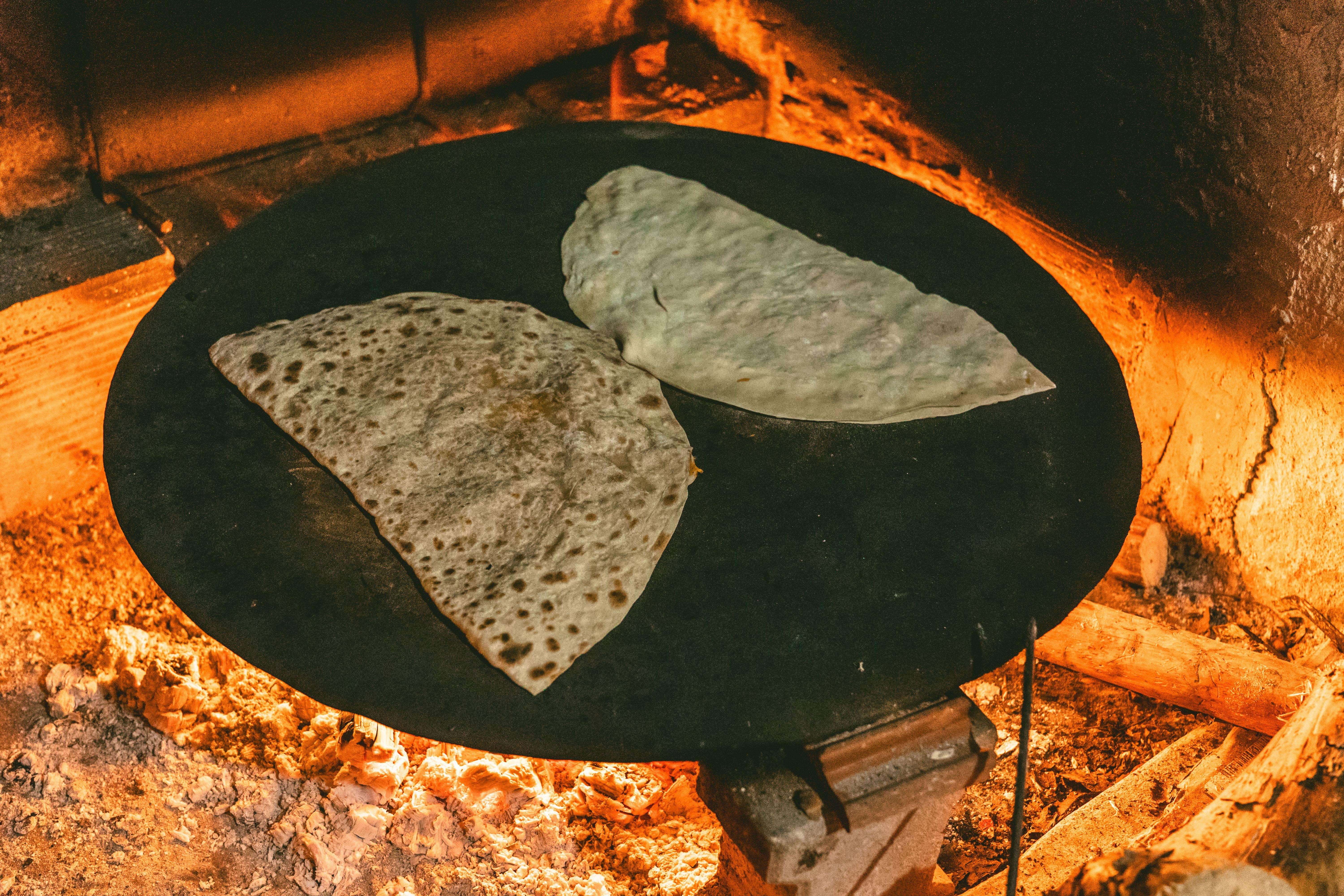Baku: Guided Street Food, Wine Tasting & Free Old City Tour 2
